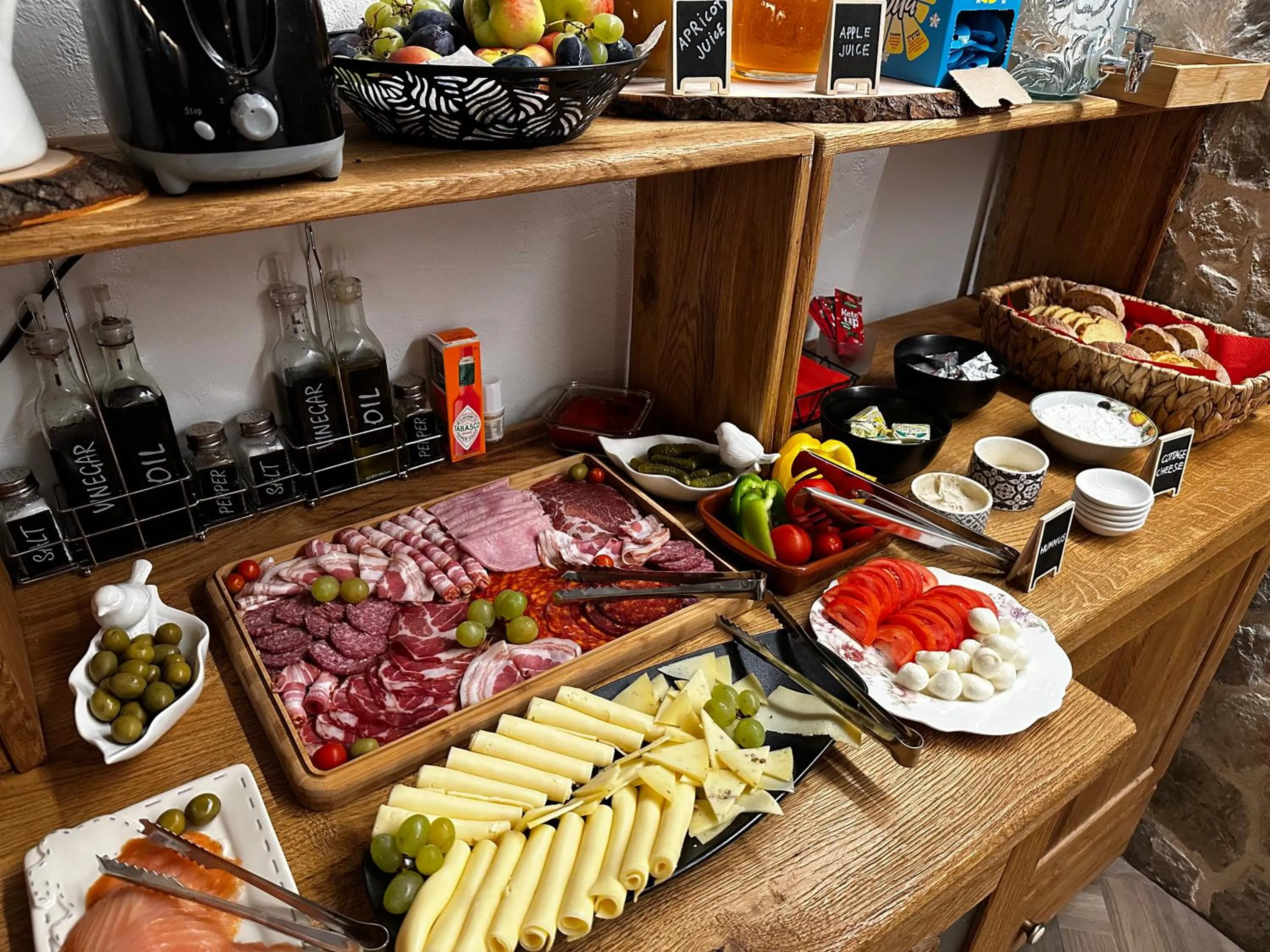 Breakfast in Boutique Villa Pearl of Plitvice, Plitvice Lakes