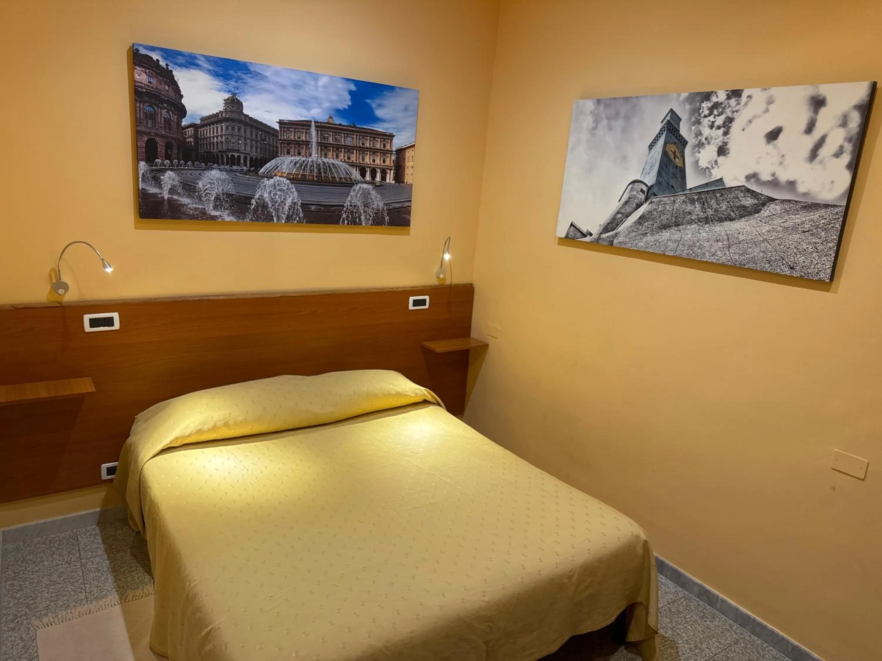 Bedroom, Bed in Albergo Parigi