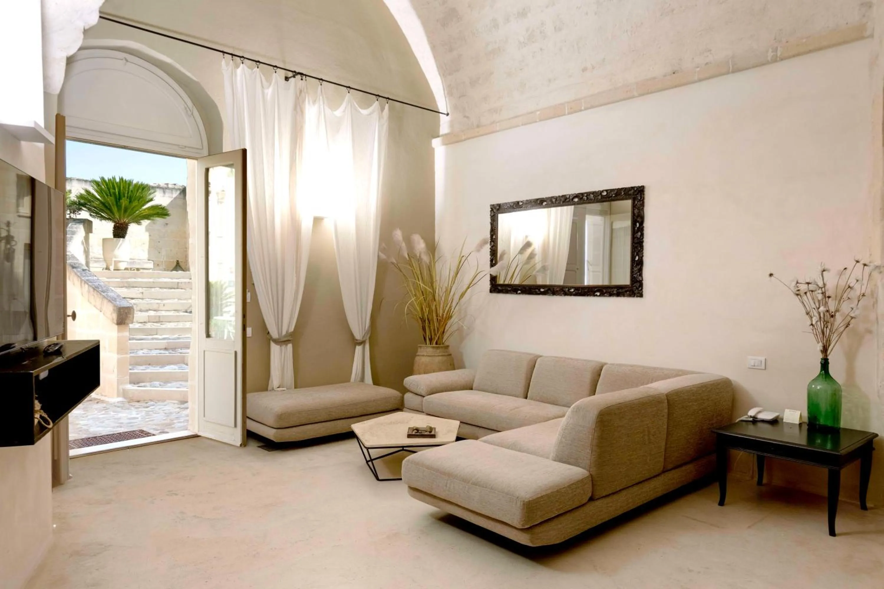 Large Double Room - Cave in Sant'Angelo, Matera - Small Luxury Hotels