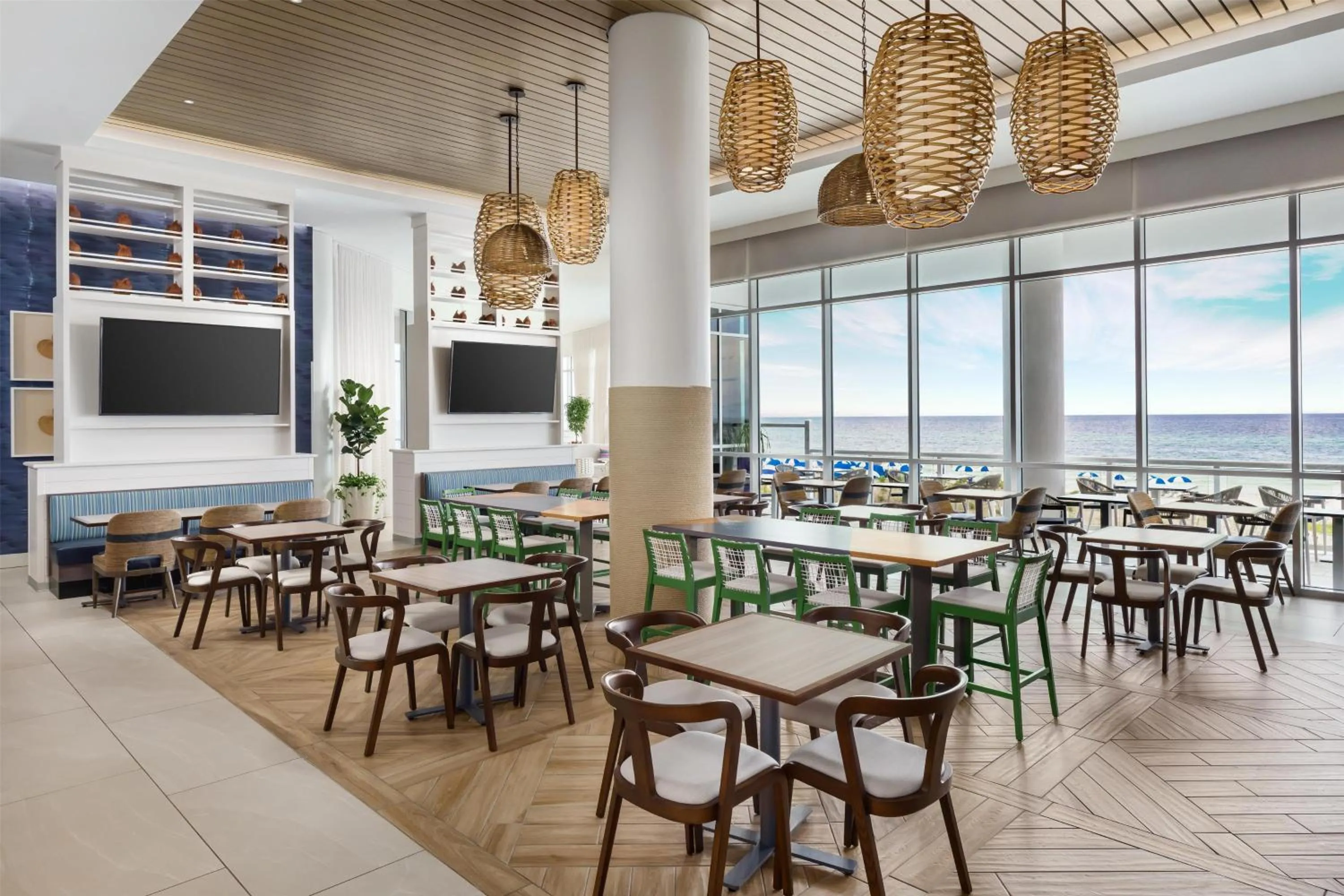 Restaurant/places to eat in Hyatt Place Panama City Beach - Beachfront