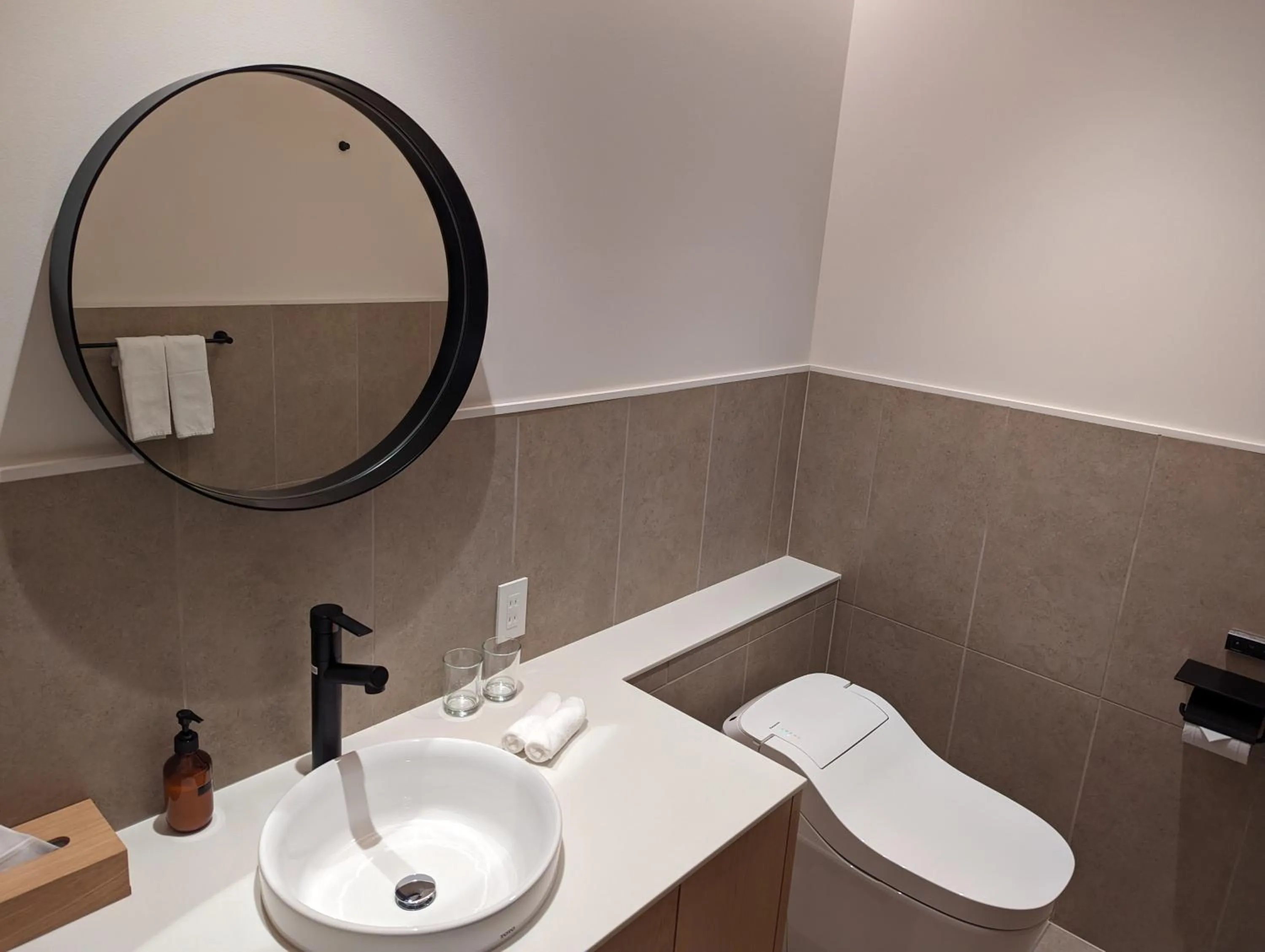 Toilet in BIRD HOTEL