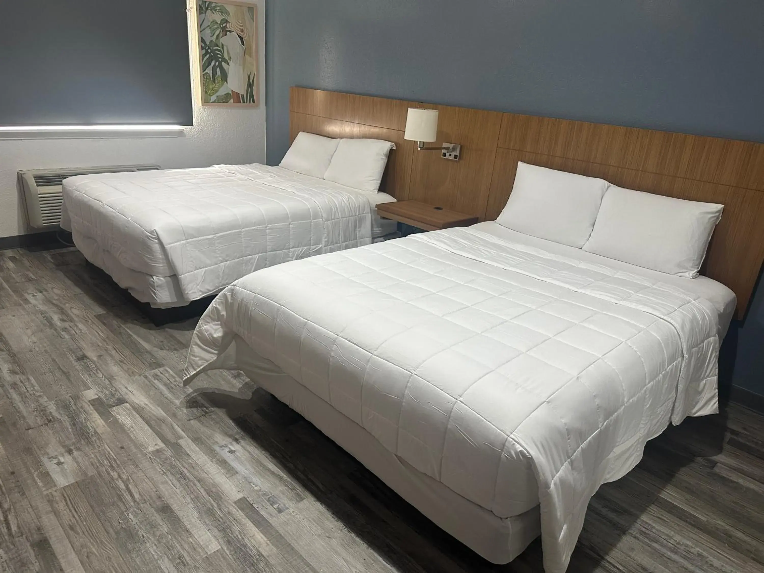 Standard Double Room in Extend a Suites Standard Double Room in Extend a Suites