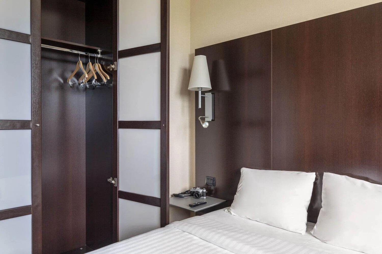 Photo of the whole room, Bed in B&B Hotel Arezzo