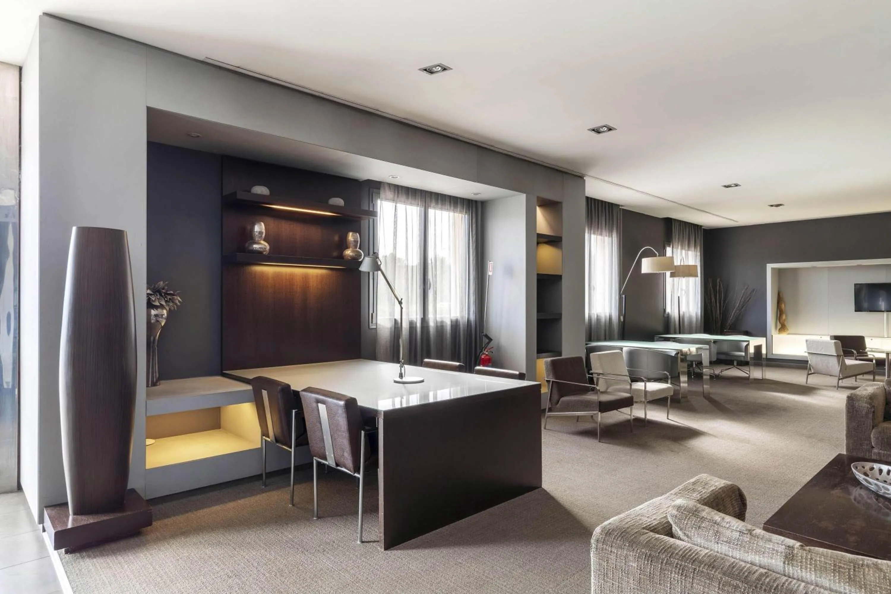 Lobby or reception in B&B Hotel Arezzo