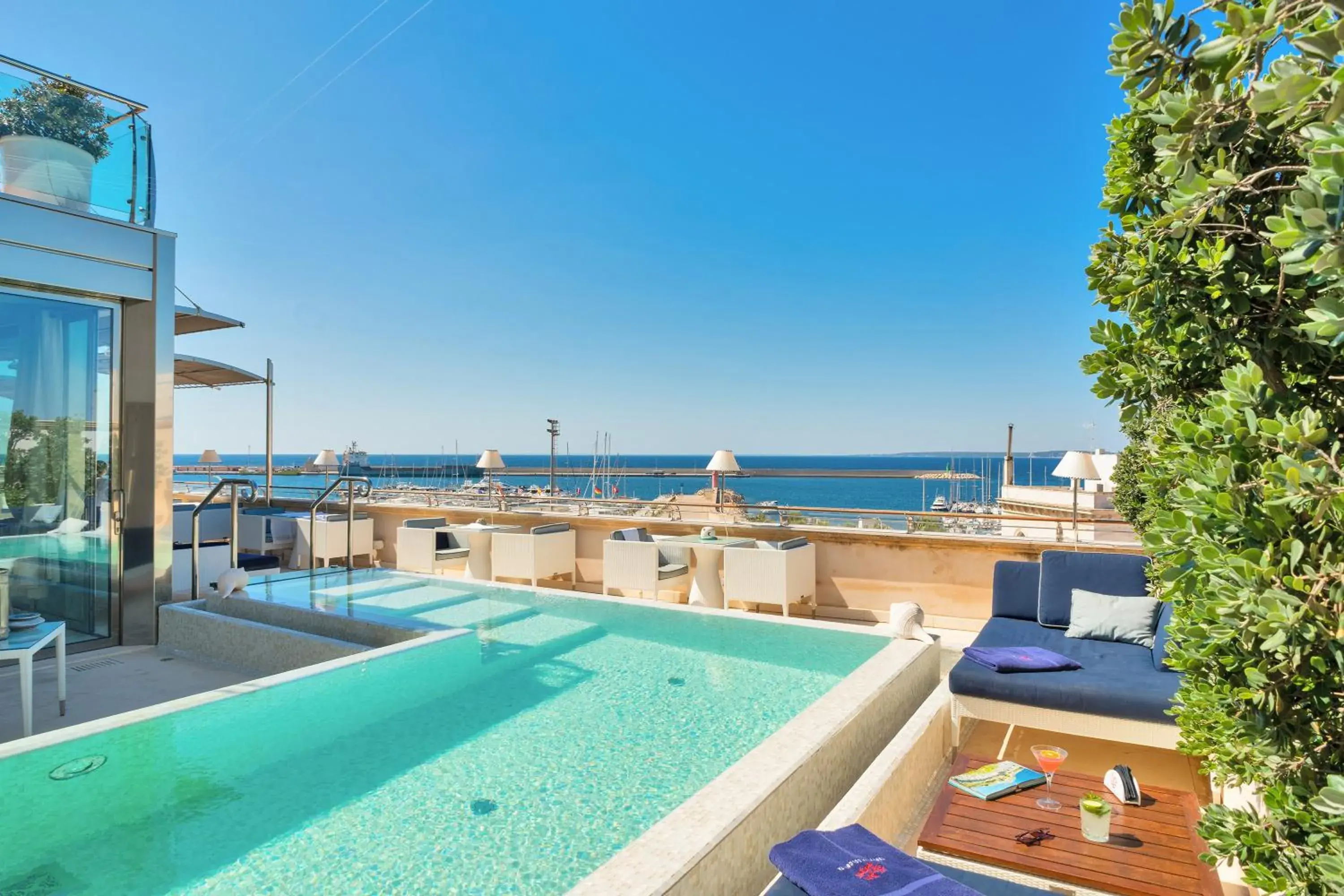 View (from property/room) in Palazzo del Corso – Boutique Hotel View (from property/room) in Palazzo del Corso – Boutique Hotel