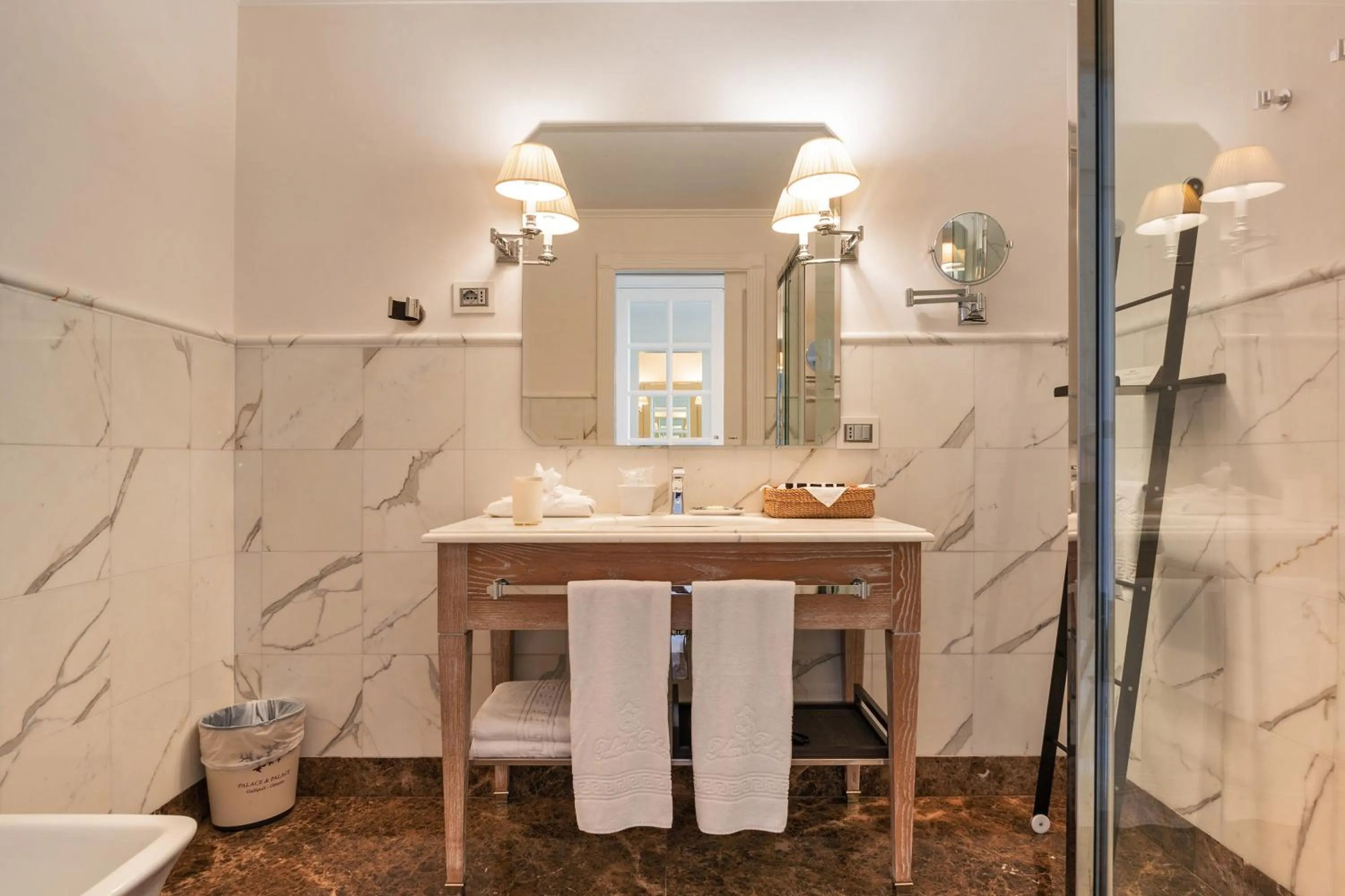Bathroom in Palazzo del Corso – Boutique Hotel