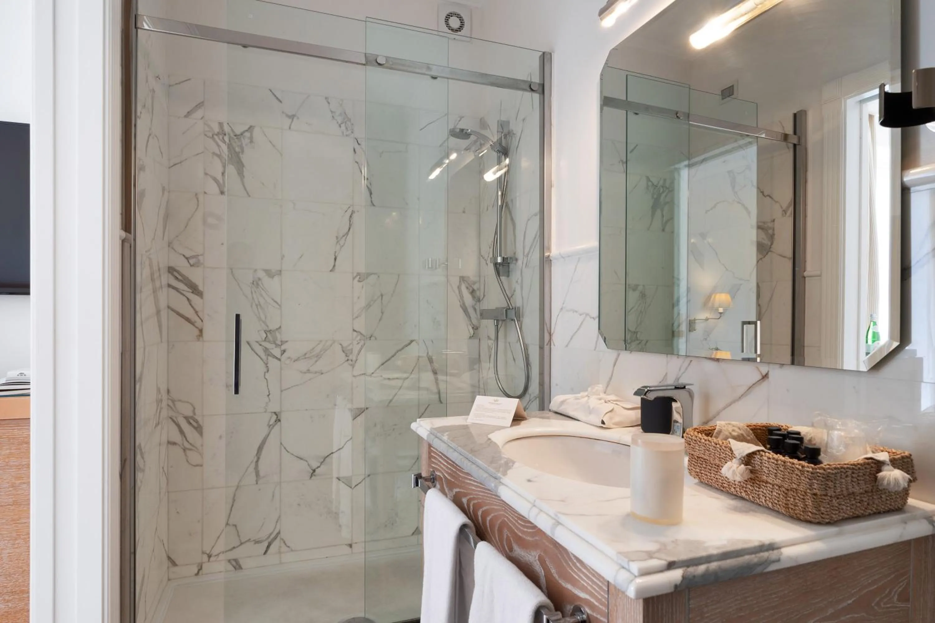 Bathroom in Palazzo del Corso – Boutique Hotel