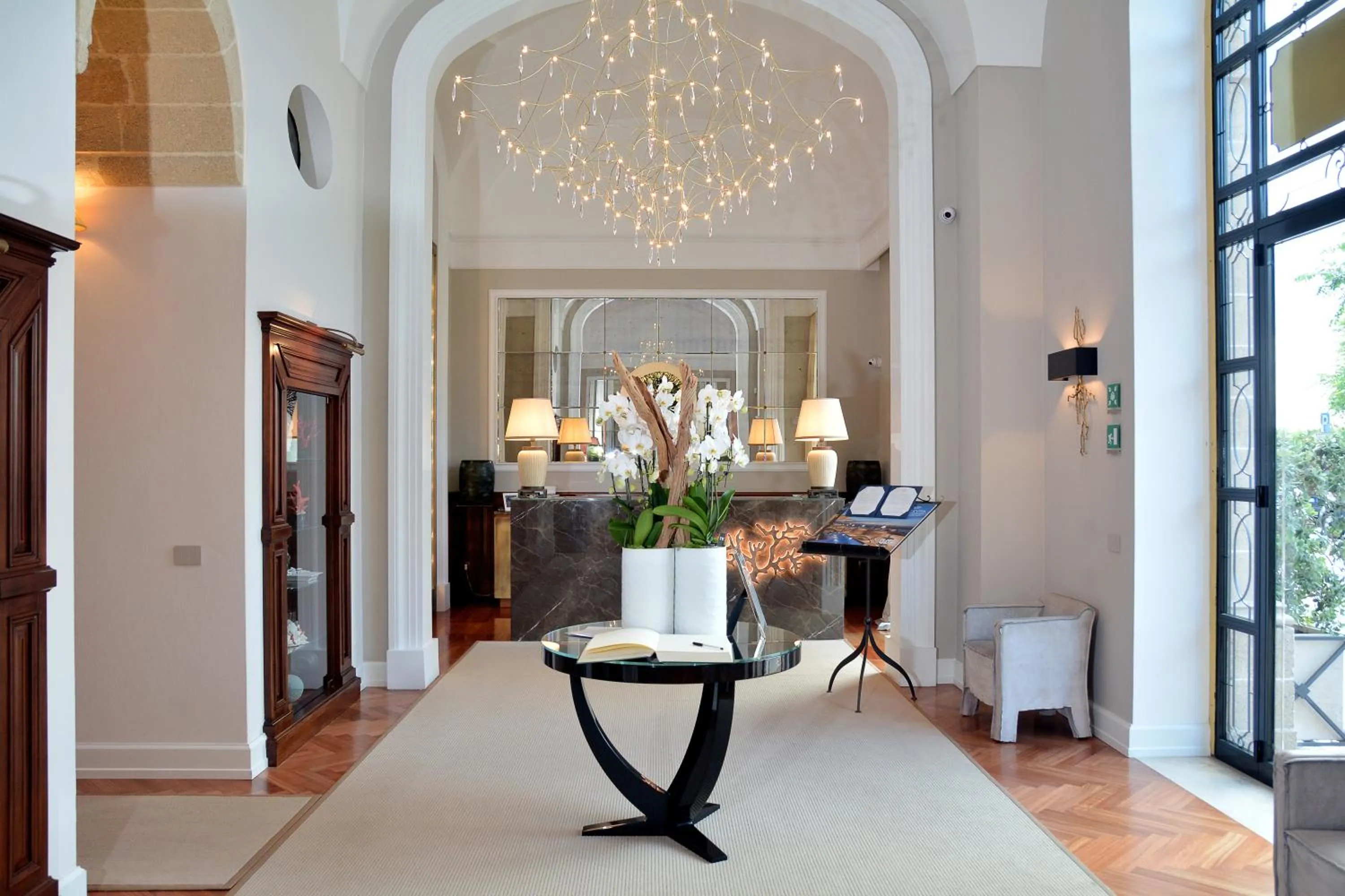 Lobby or reception in Palazzo del Corso – Boutique Hotel