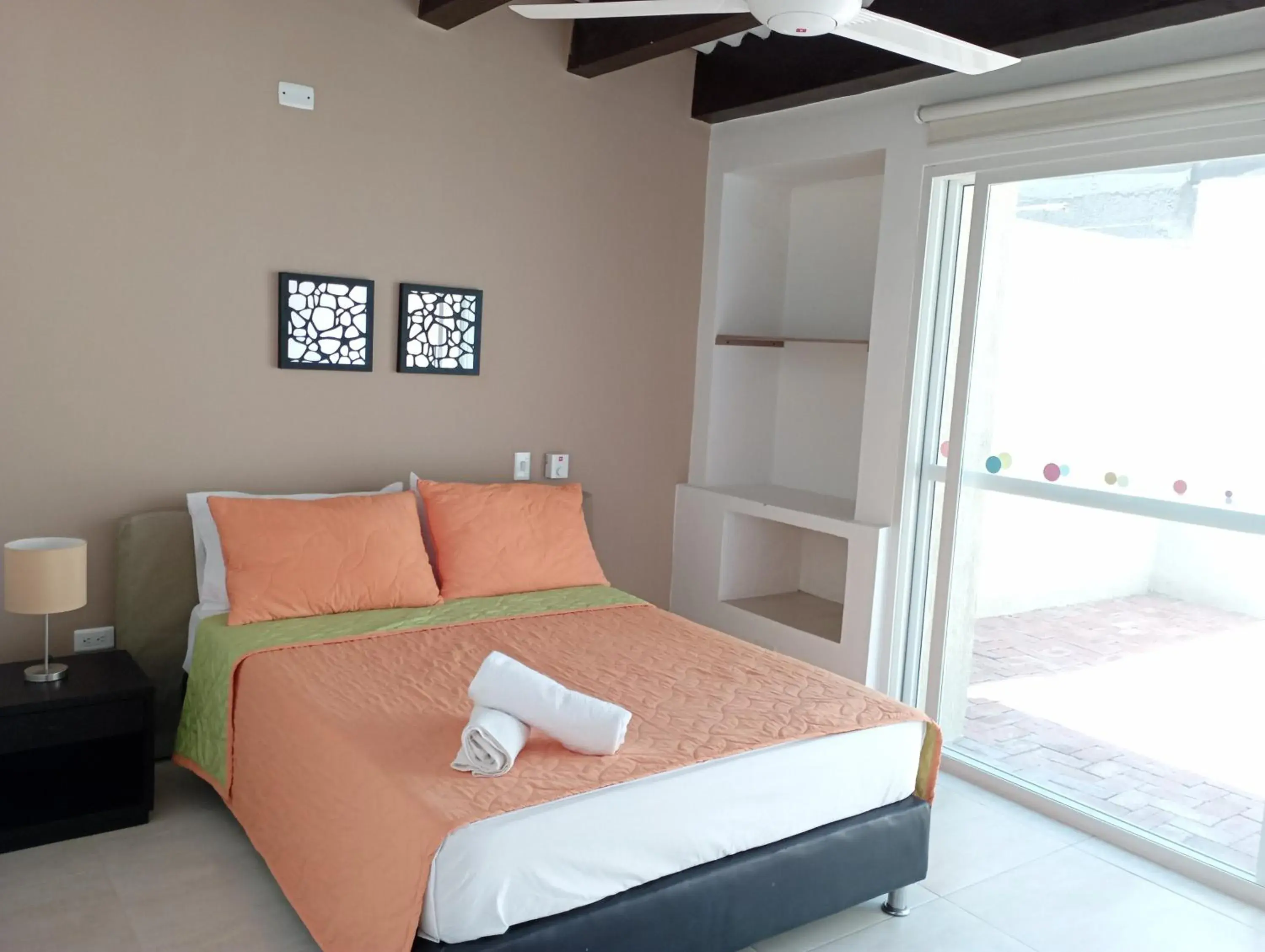 Family Room with Private Bathroom in Hotel TACALOA INN EXPERIENCE Family Room with Private Bathroom in Hotel TACALOA INN EXPERIENCE