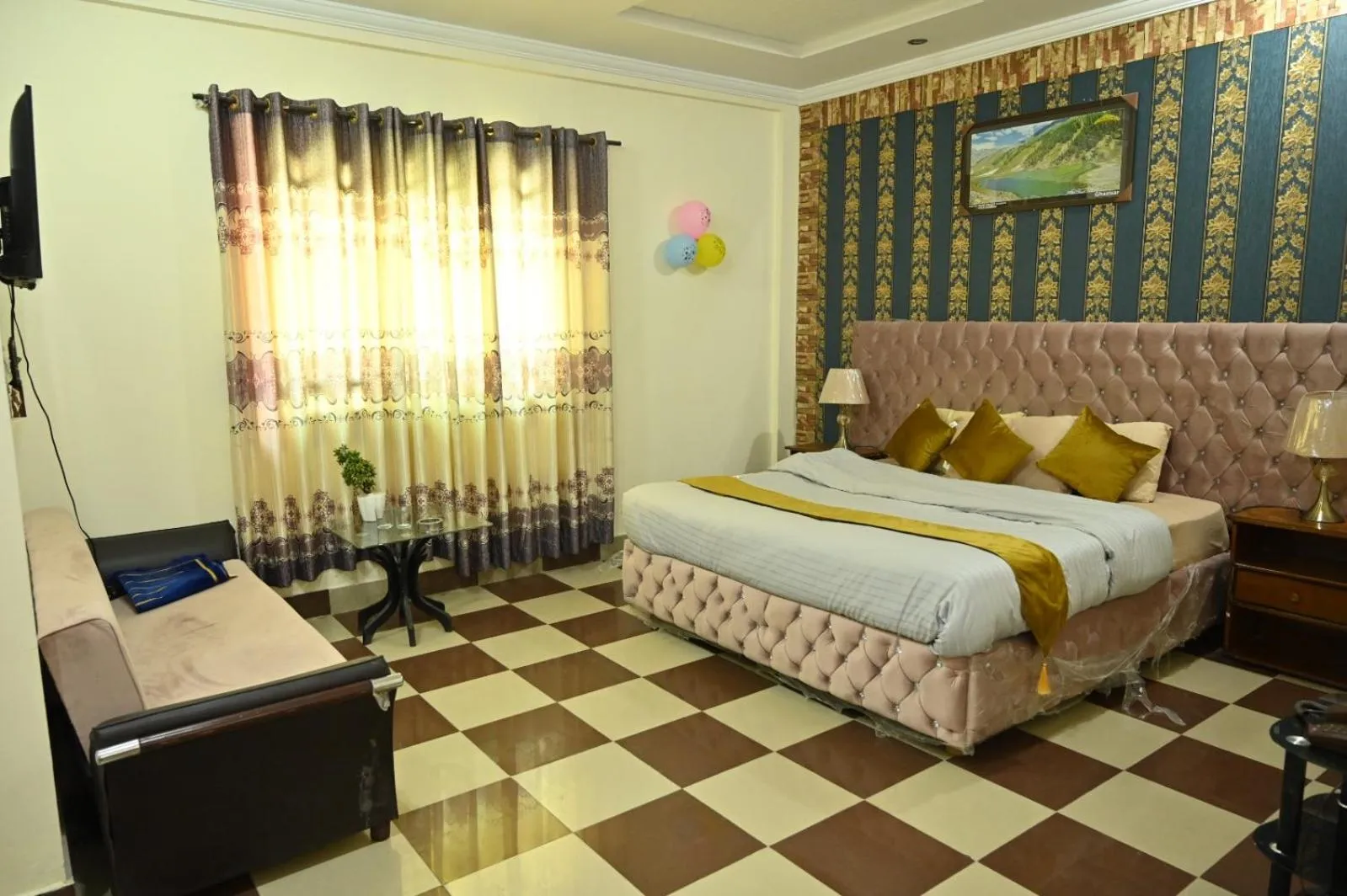 Rose Valley Hotel Naran