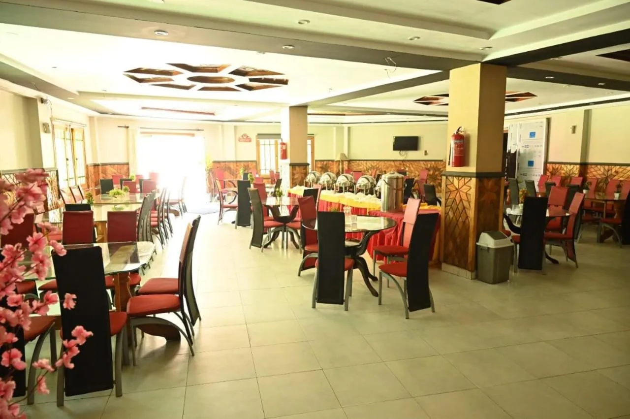 Rose Valley Hotel Naran