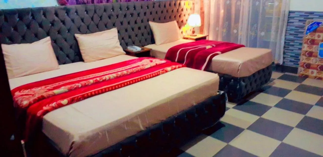 Rose Valley Hotel Naran