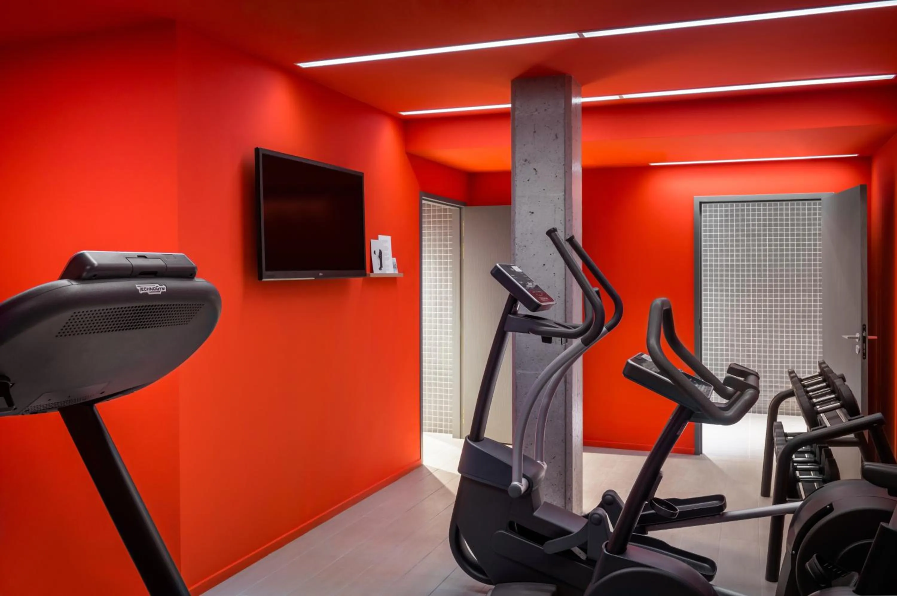 Fitness centre/facilities in OKKO Hotels Nantes Centre Ville