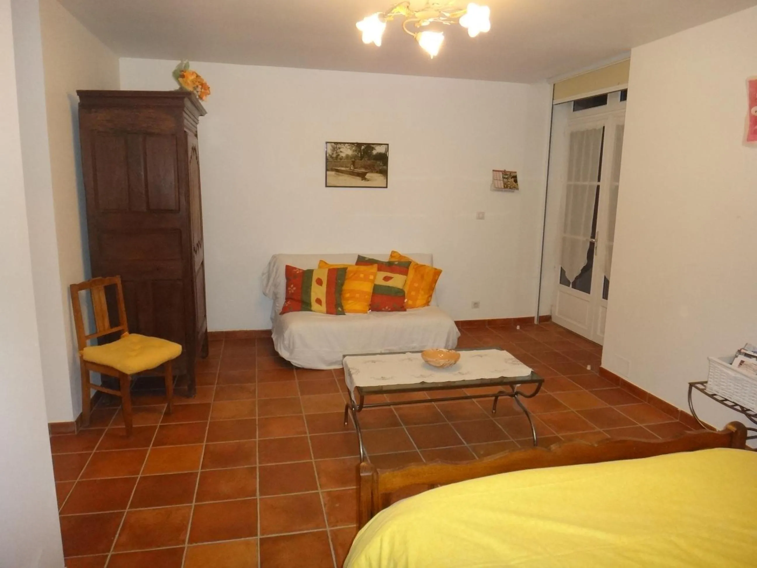 Photo of the whole room, Bed in Les Vallées du Guyoult