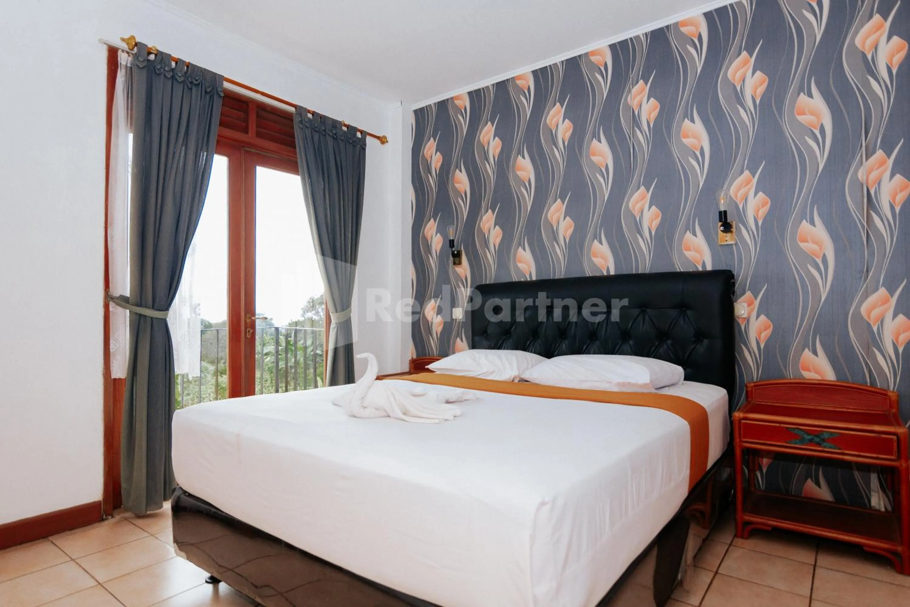 Bed in Villa Green Valley Puncak RedPartner