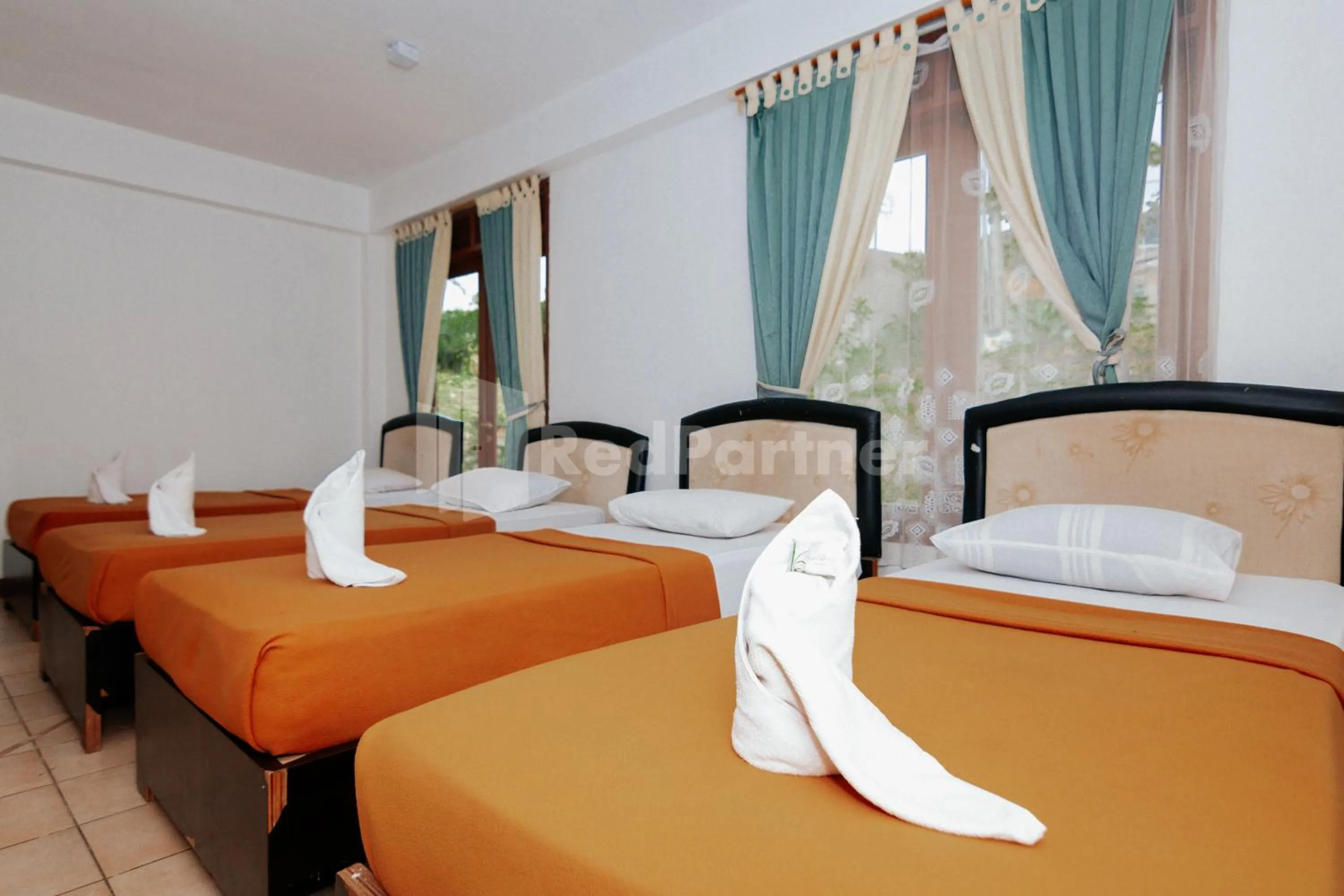 Bed in Villa Green Valley Puncak RedPartner