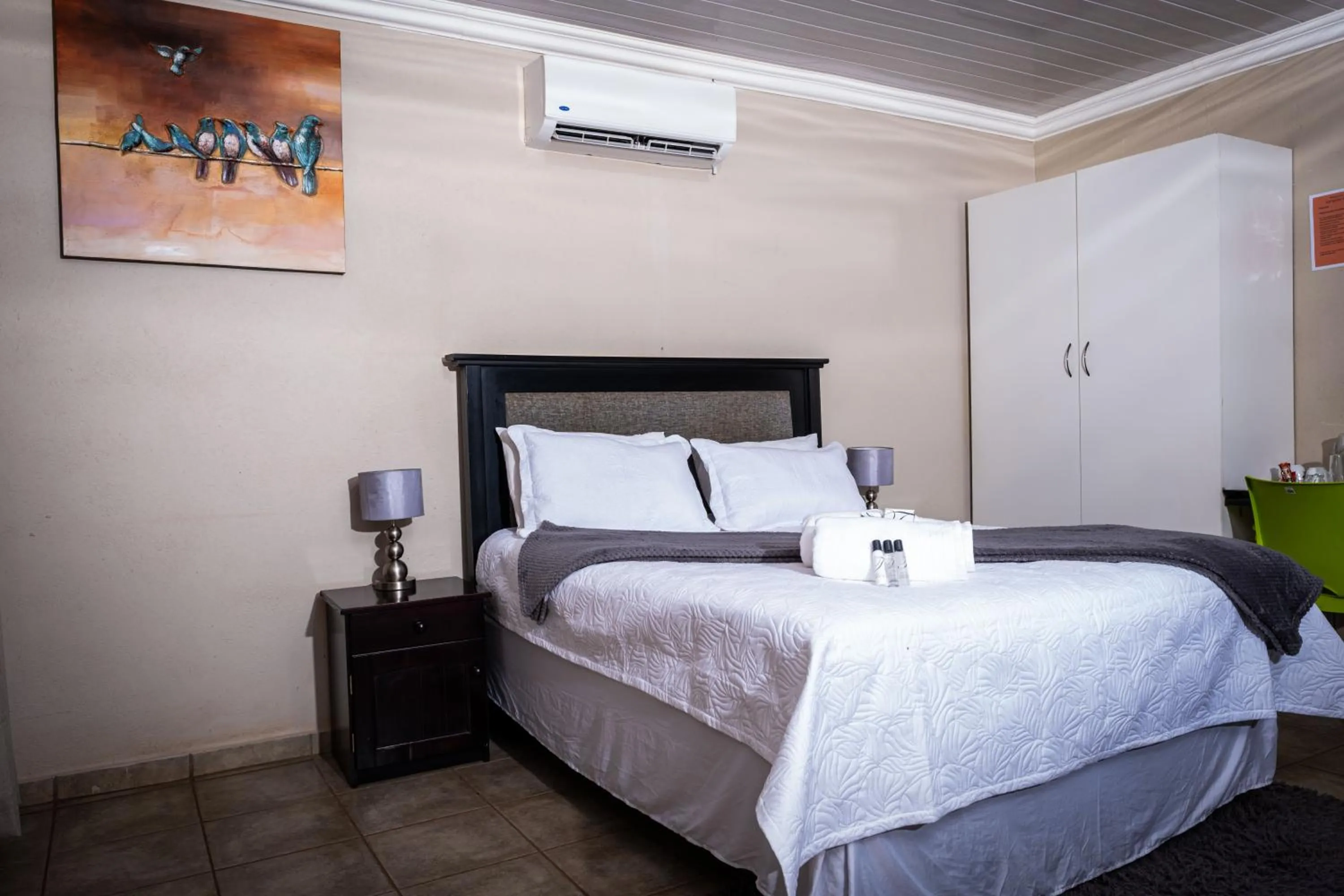 Bedroom, Bed in Lempitse Lodge