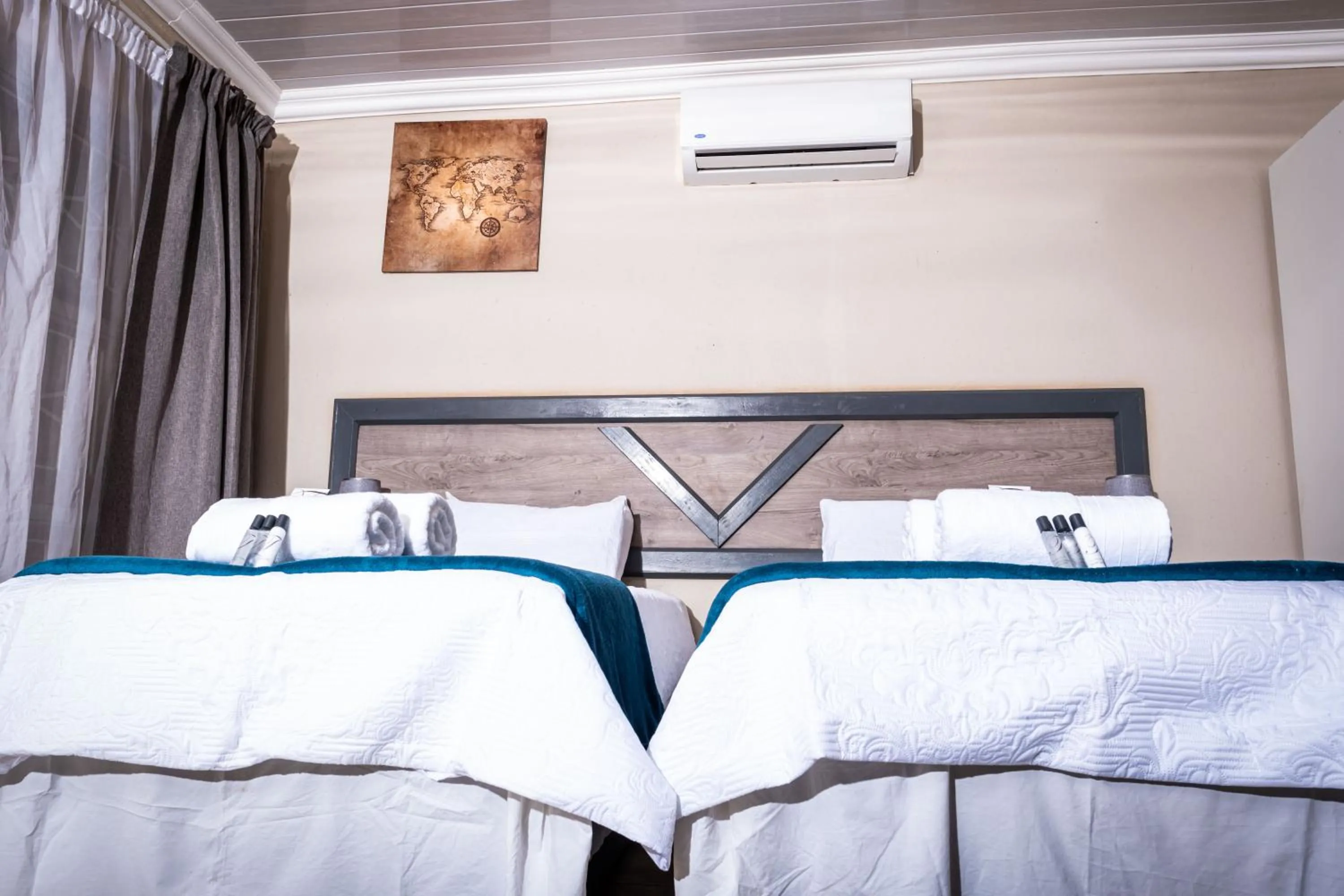 Bedroom, Bed in Lempitse Lodge