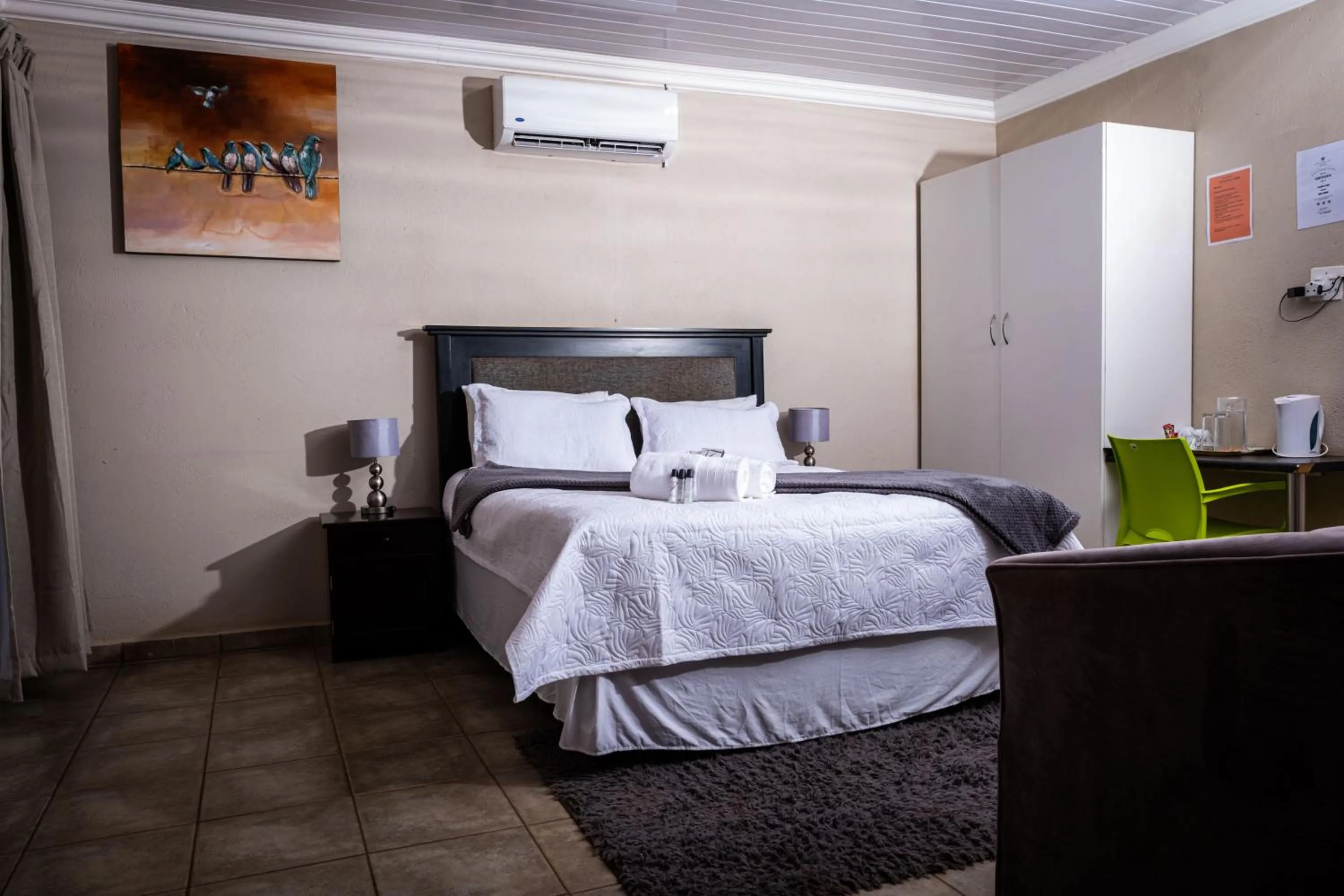 Bedroom, Bed in Lempitse Lodge