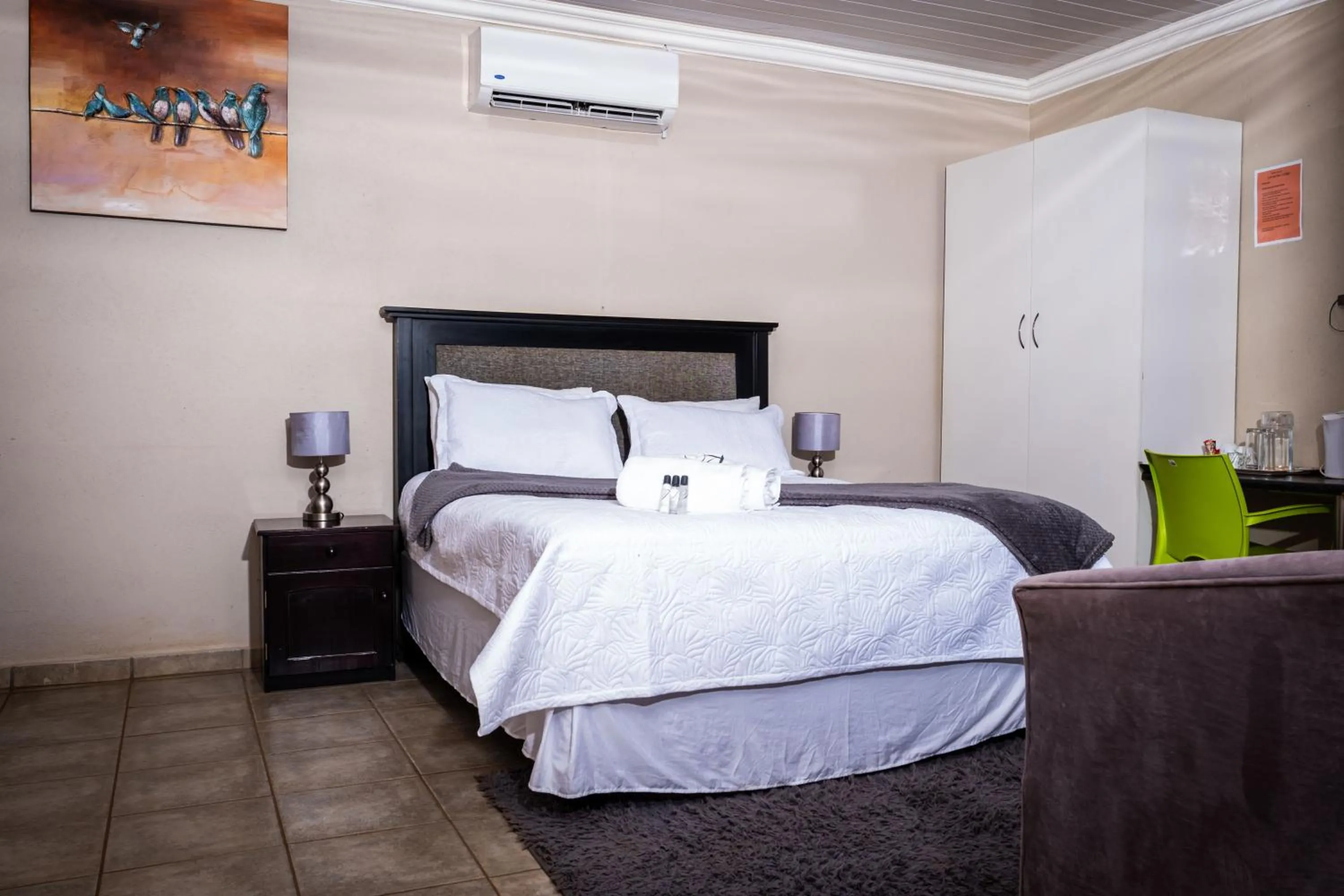 Bedroom, Bed in Lempitse Lodge
