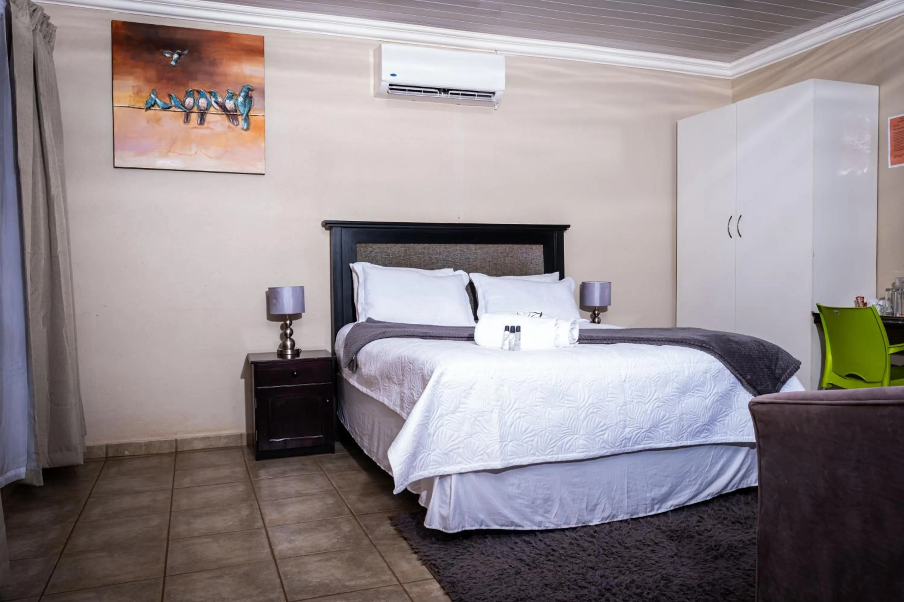 Bedroom, Bed in Lempitse Lodge