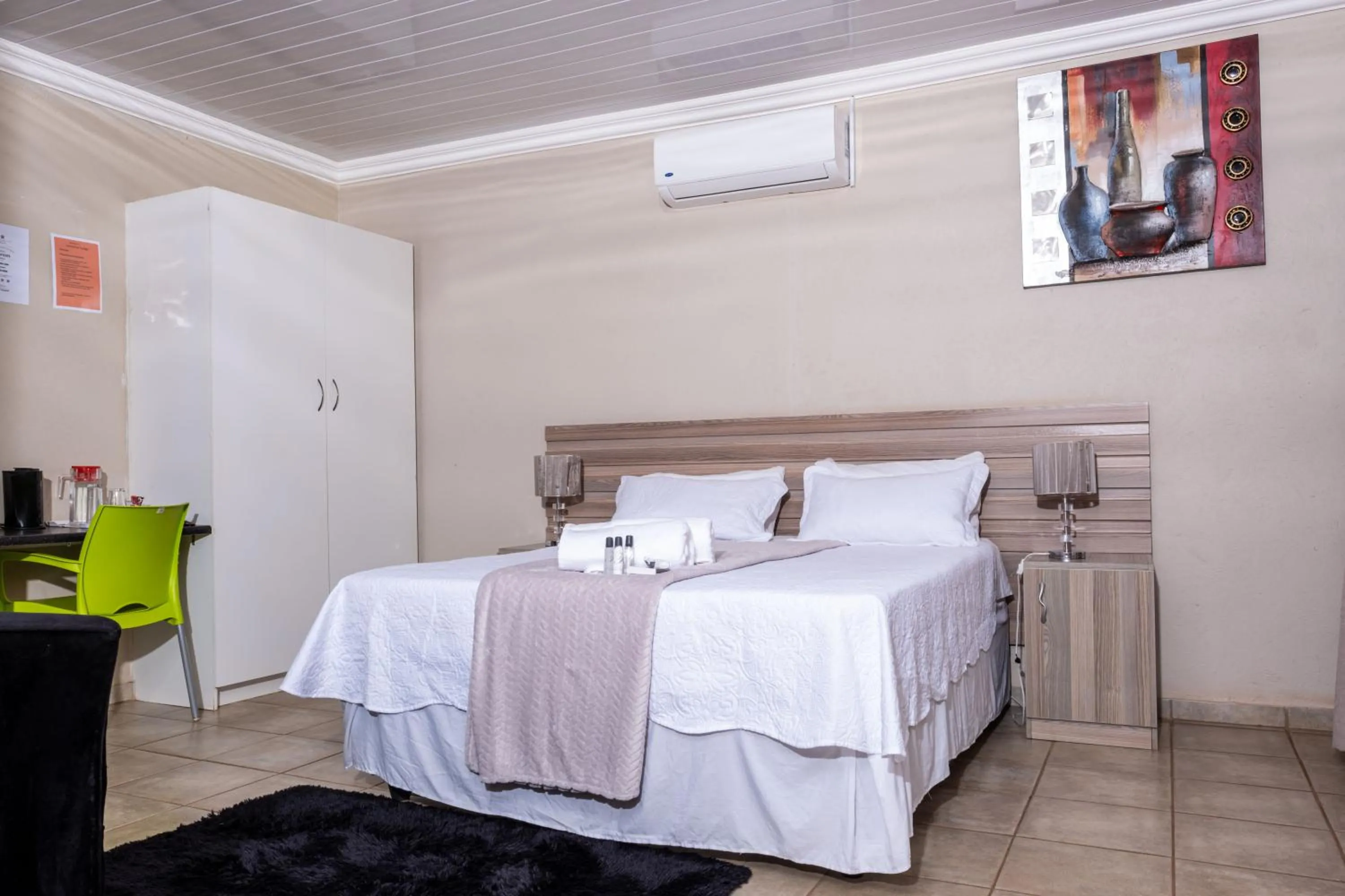 Bedroom, Bed in Lempitse Lodge
