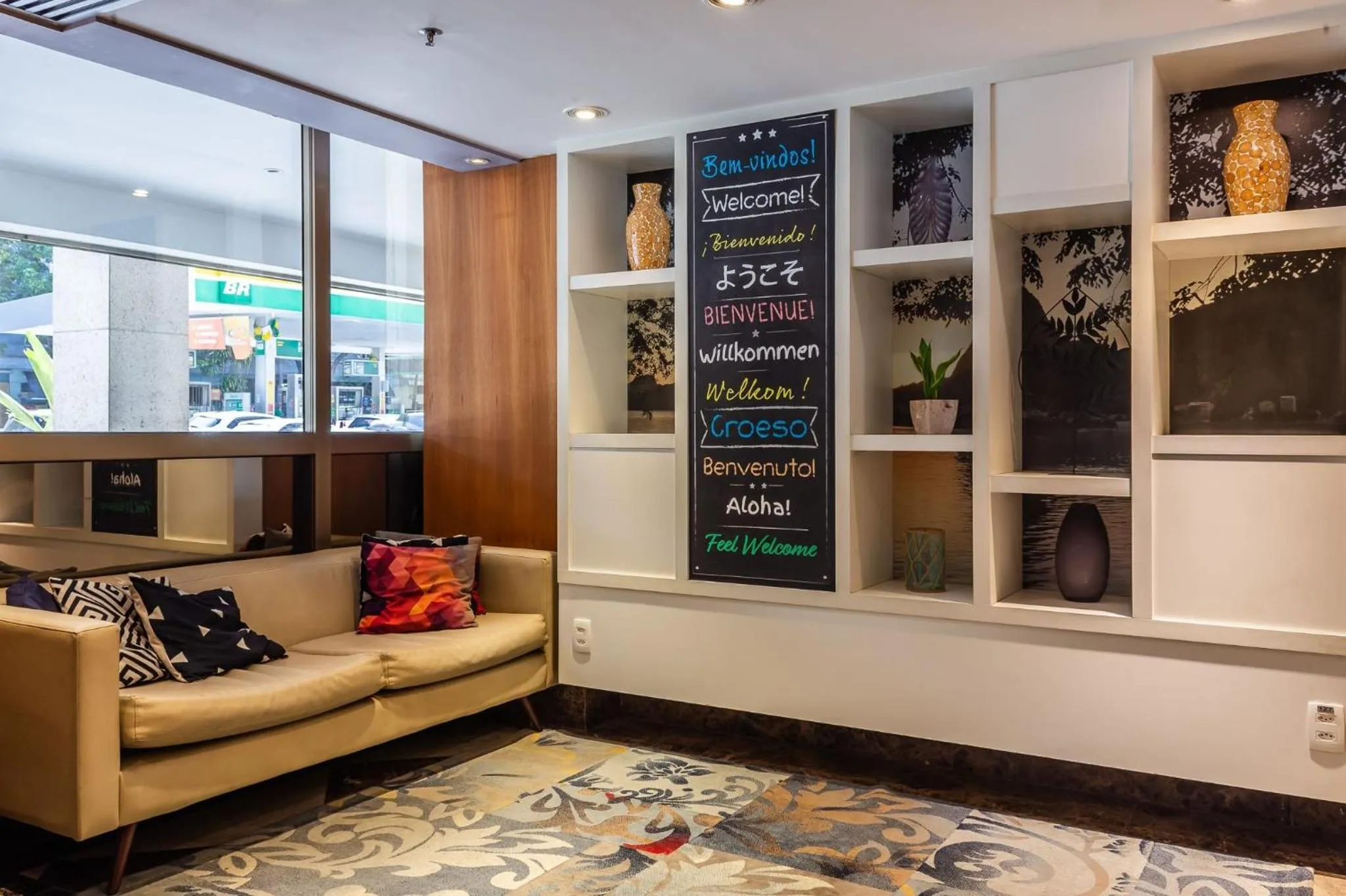 Facade/entrance in Xtay Privilege Botafogo - Apartamentos a 6min da praia e próximo a Copacabana