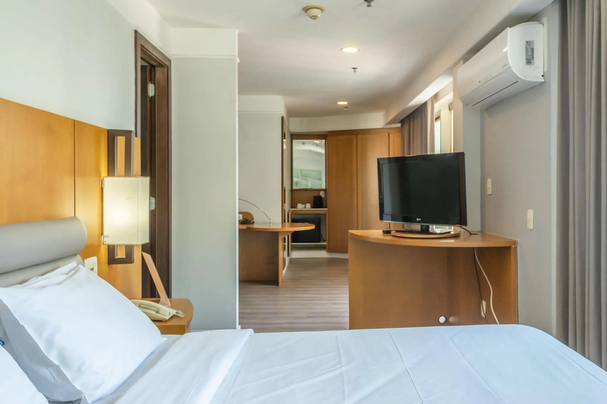 Bedroom, Bed in Xtay Privilege Botafogo - Apartamentos a 6min da praia e próximo a Copacabana