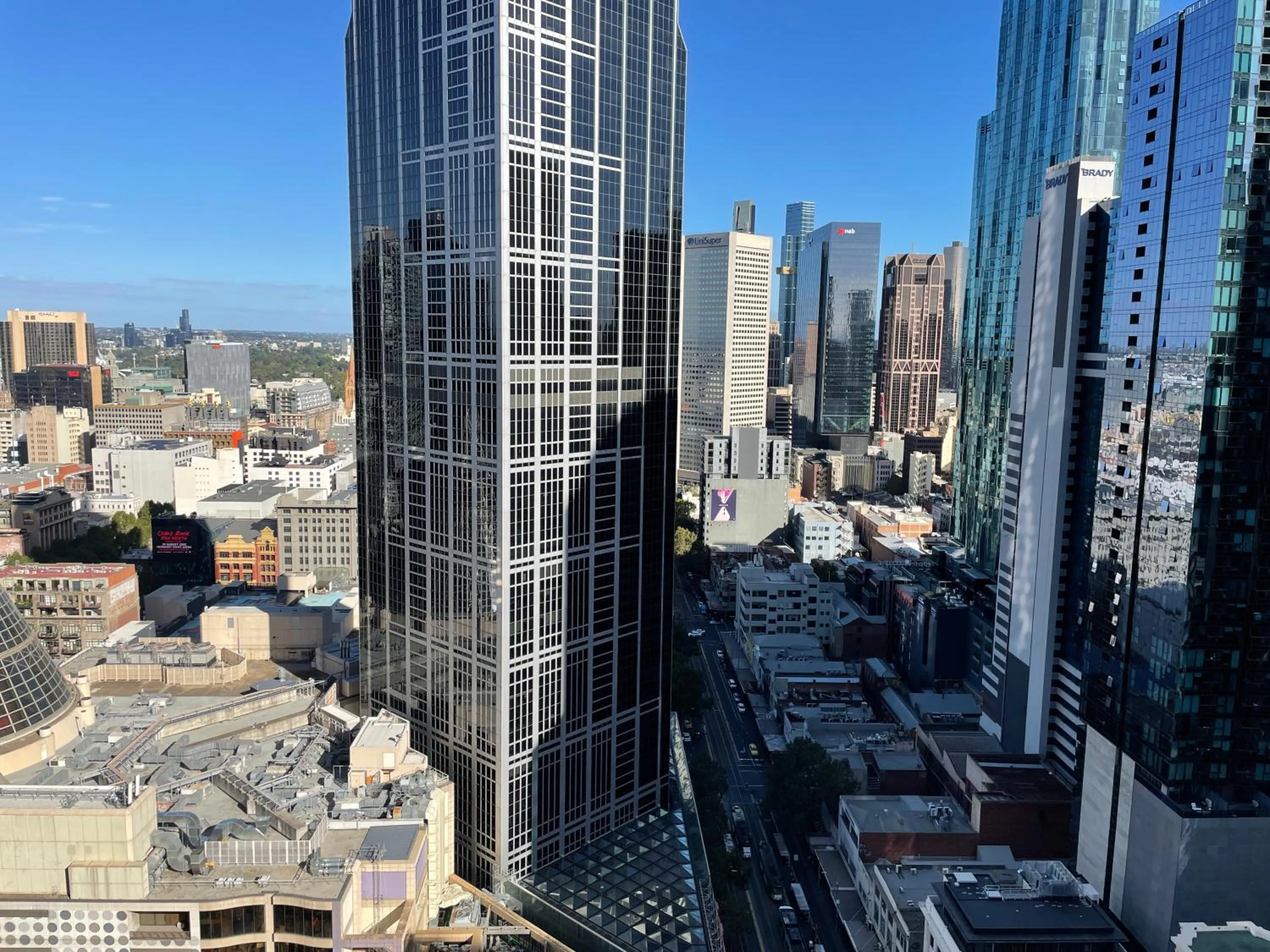 Neighbourhood in Readyset Apartments at Empire