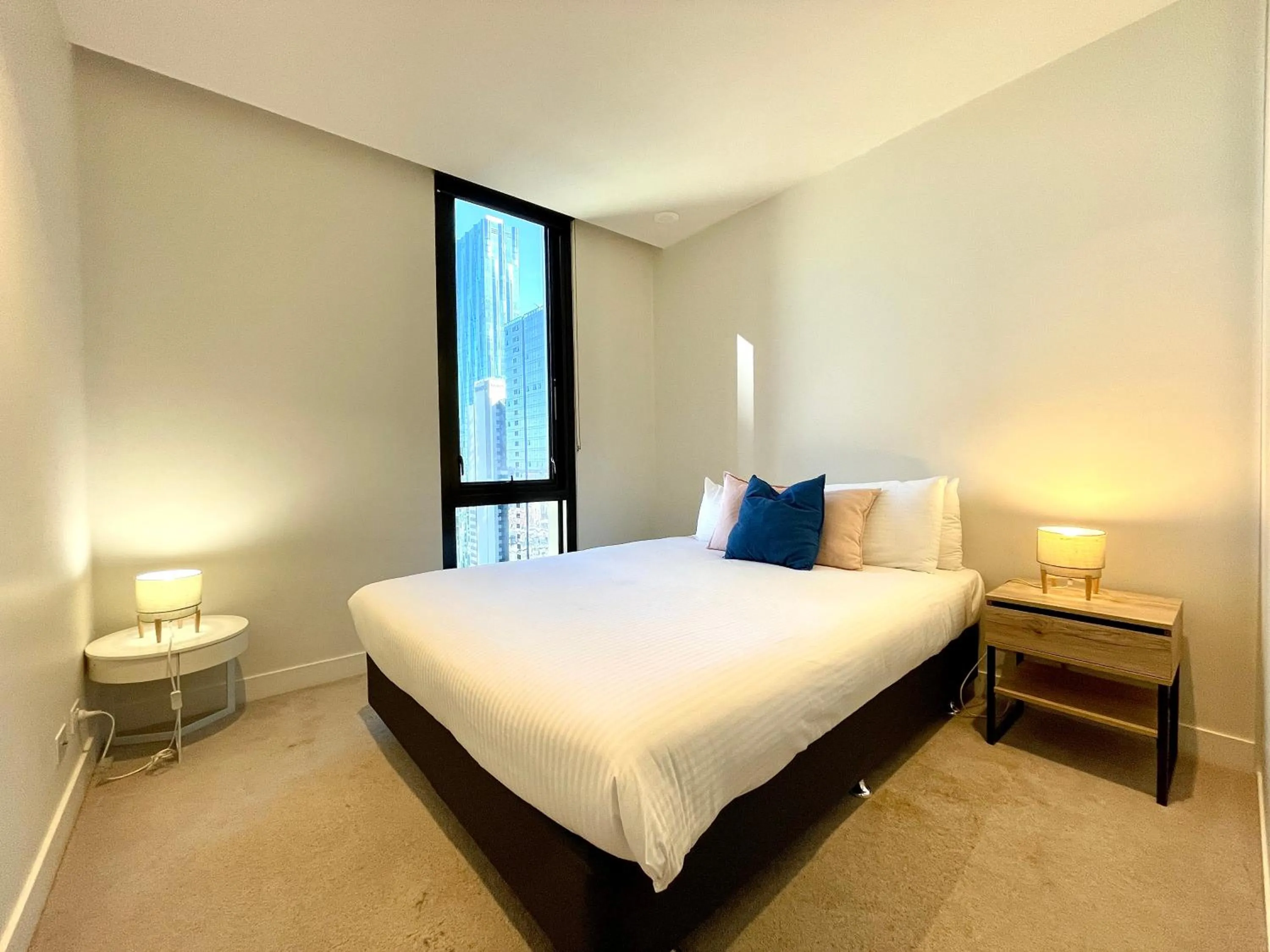 Bedroom, Bed in Readyset Apartments at Empire