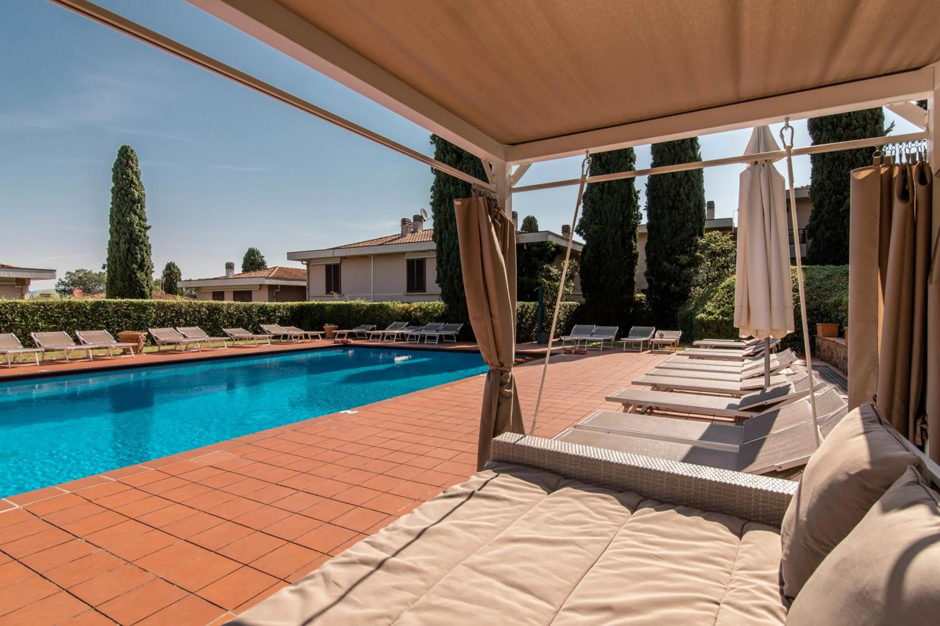 Swimming pool in Residence Poggio Golf Chianti Firenze