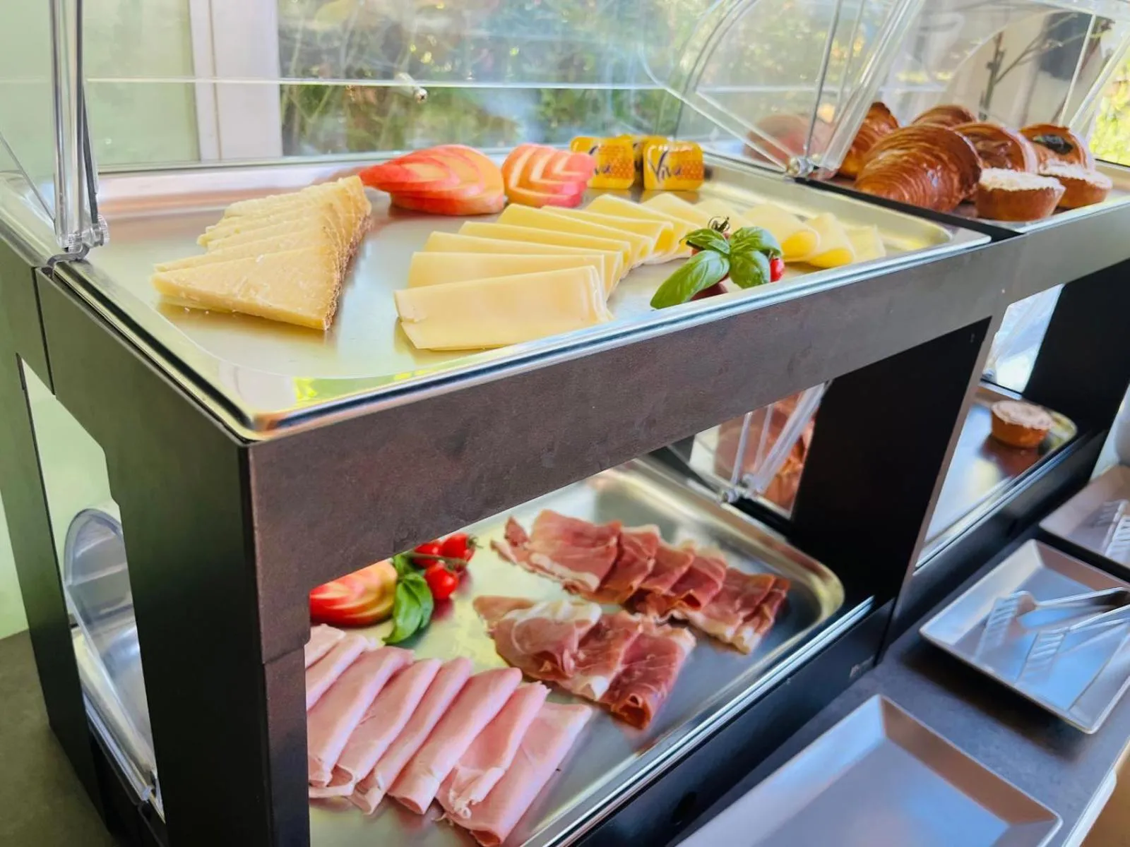 Buffet breakfast in Residence Poggio Golf Chianti Firenze