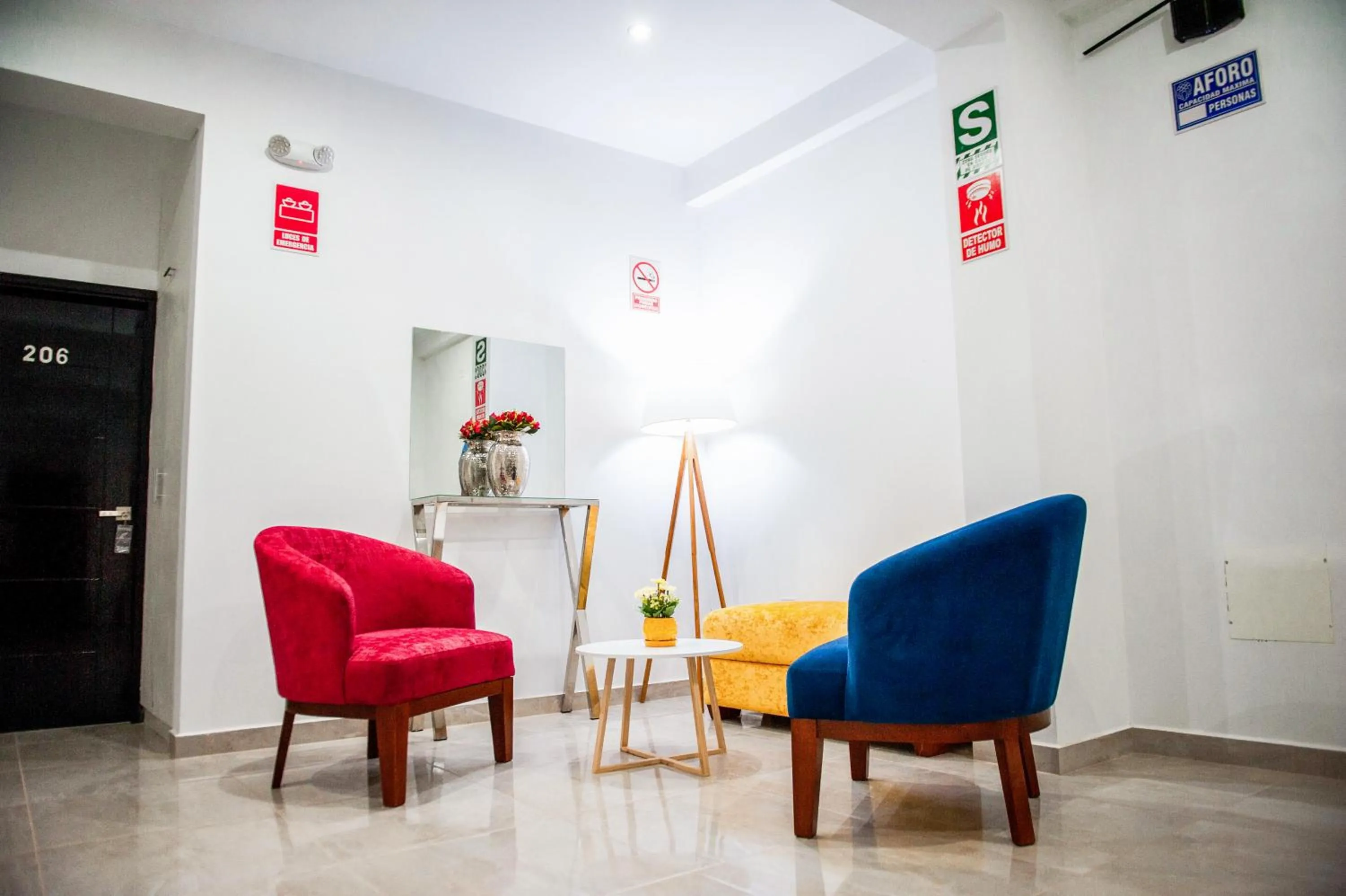 Seating area in Hotel Boutique Papagayo