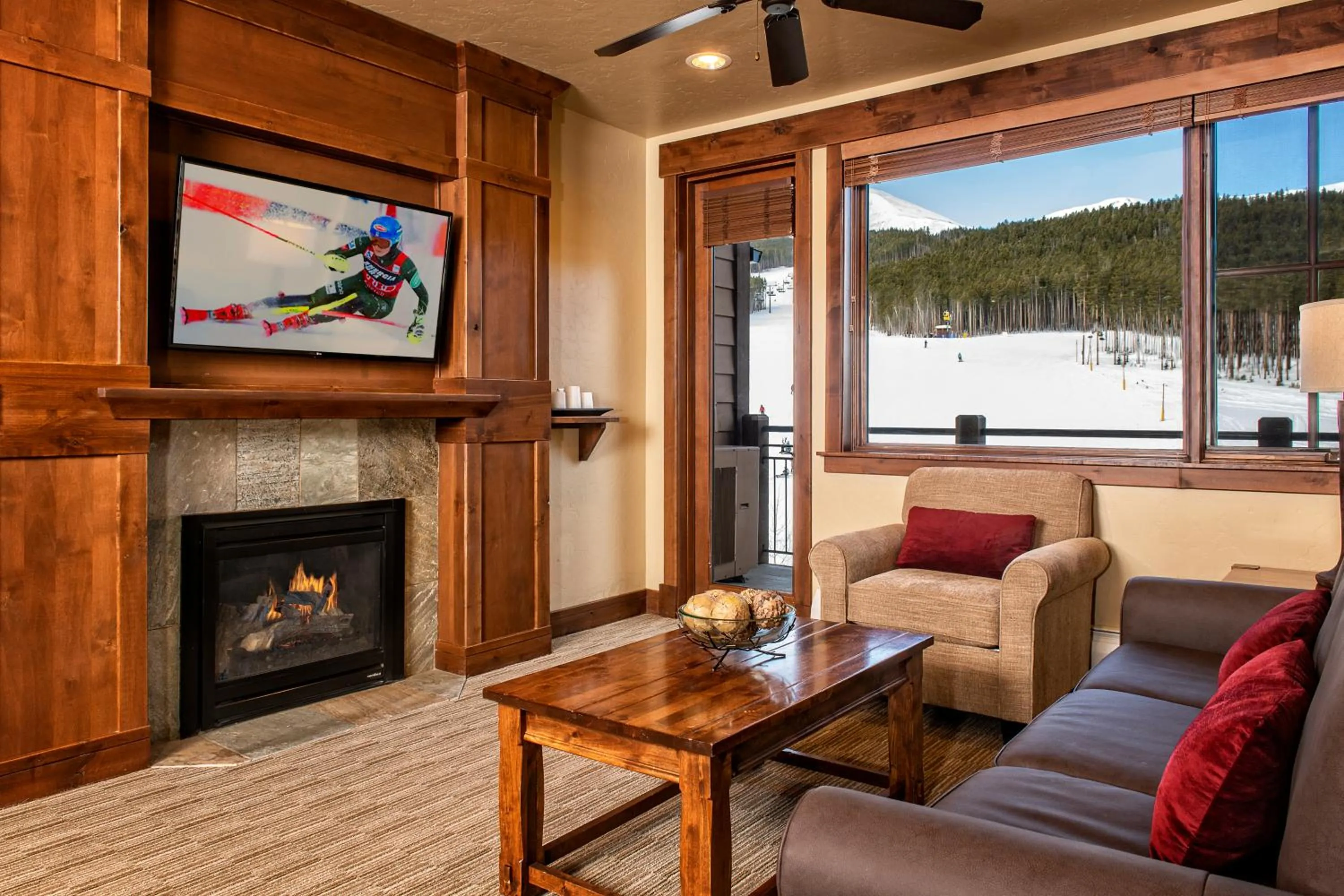 TV and multimedia in Grand Lodge on Peak 7