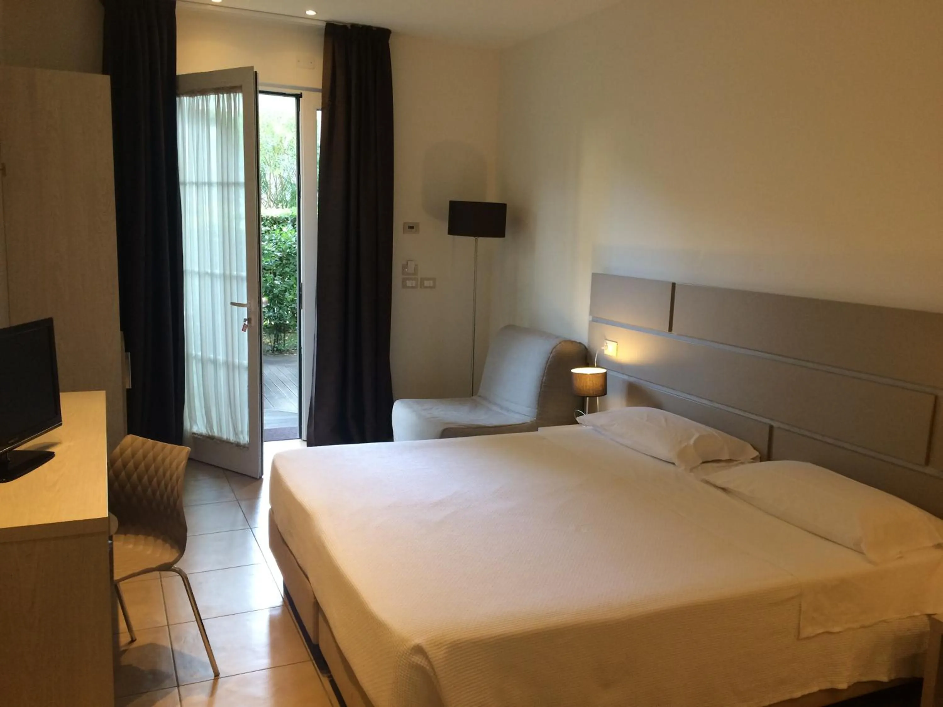 Photo of the whole room in Accademia Hotel