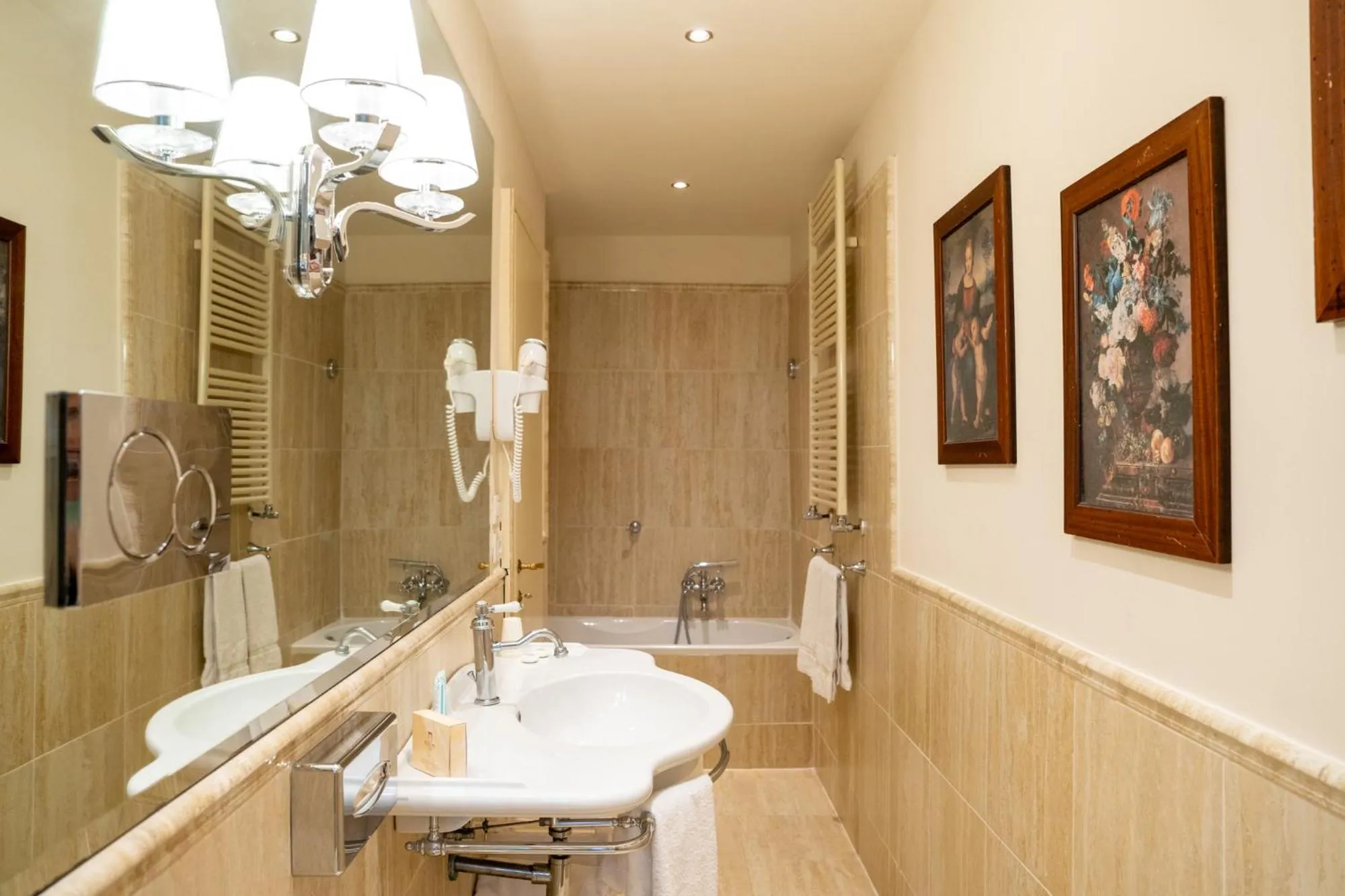 Bathroom in Hotel Pendini