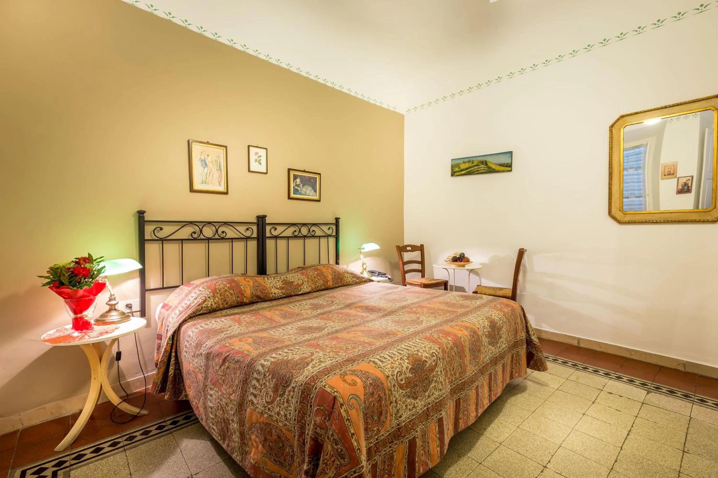 Photo of the whole room in Hotel Ferretti