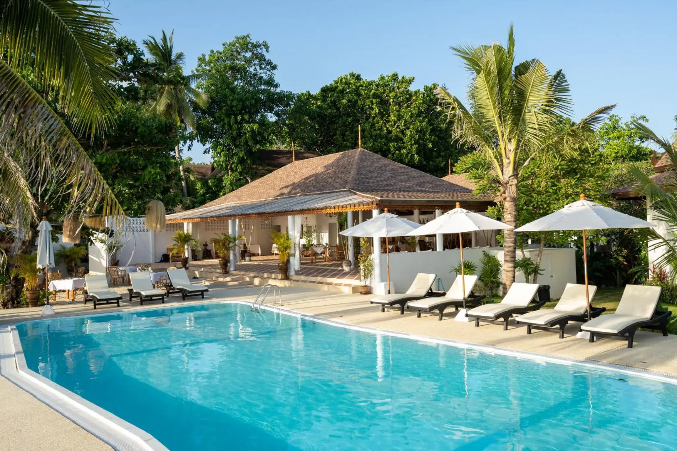 Swimming pool in Lanta Palace Beach Resort & Spa - Adult Only Swimming pool in Lanta Palace Beach Resort & Spa - Adult Only