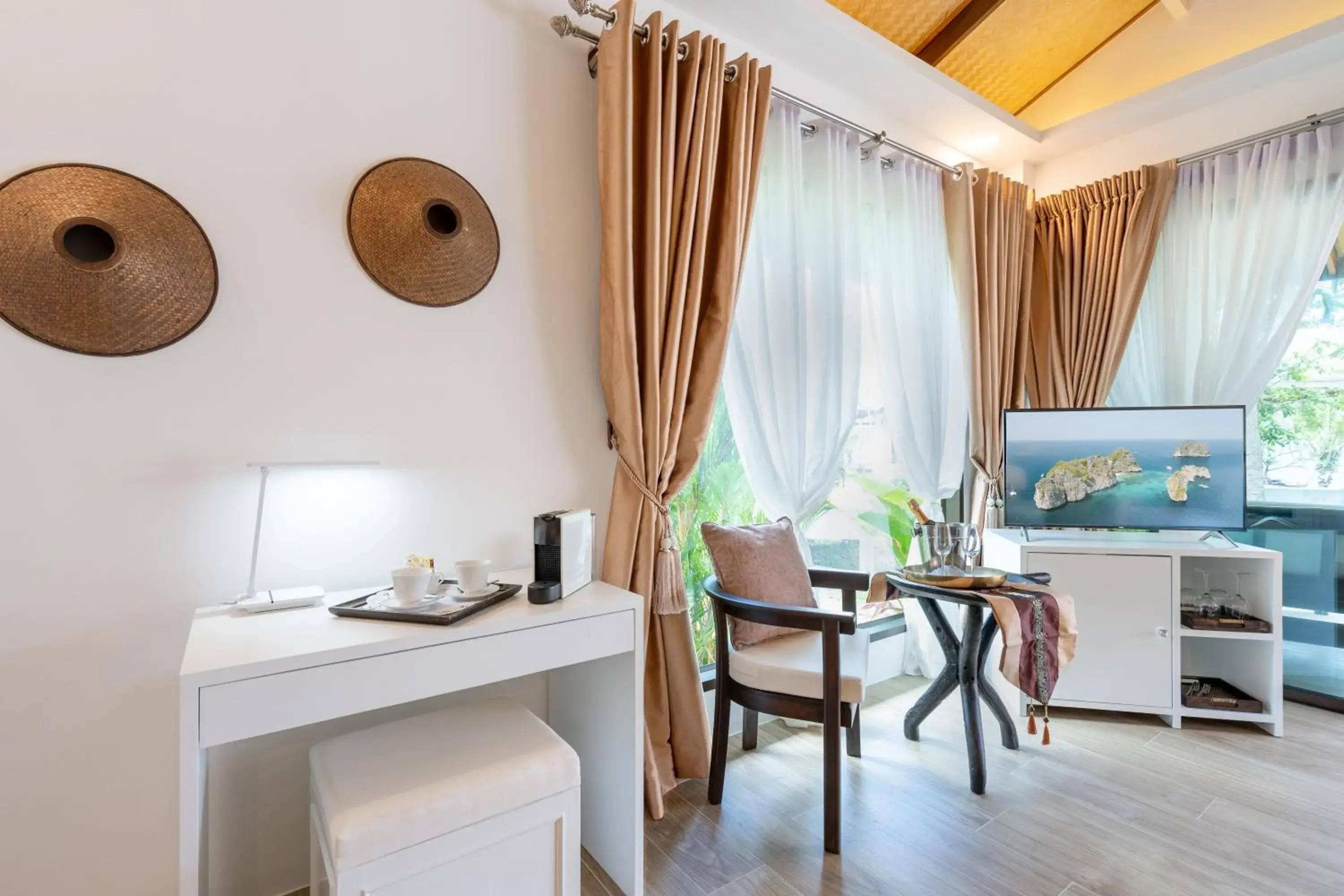 Property building in Lanta Palace Beach Resort & Spa - Adult Only Property building in Lanta Palace Beach Resort & Spa - Adult Only