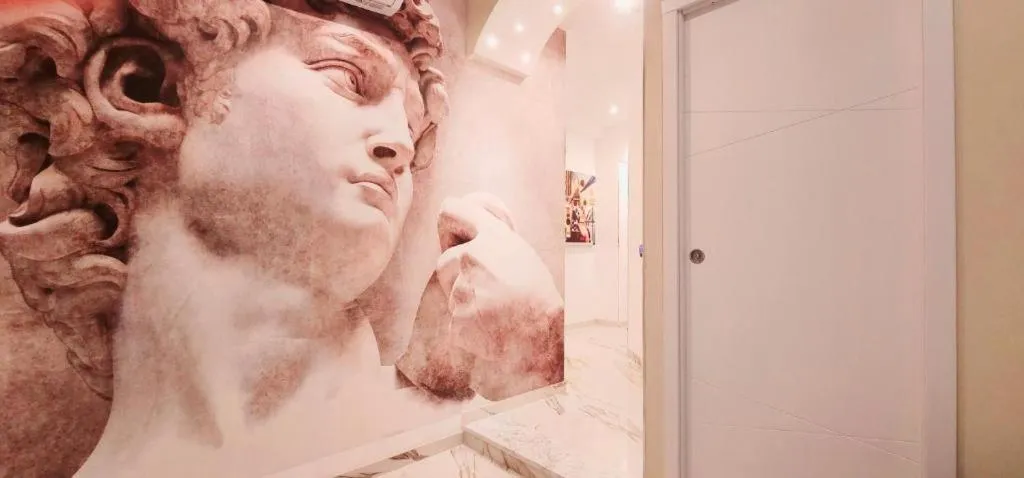 Decorative detail in Hotel Fenicia