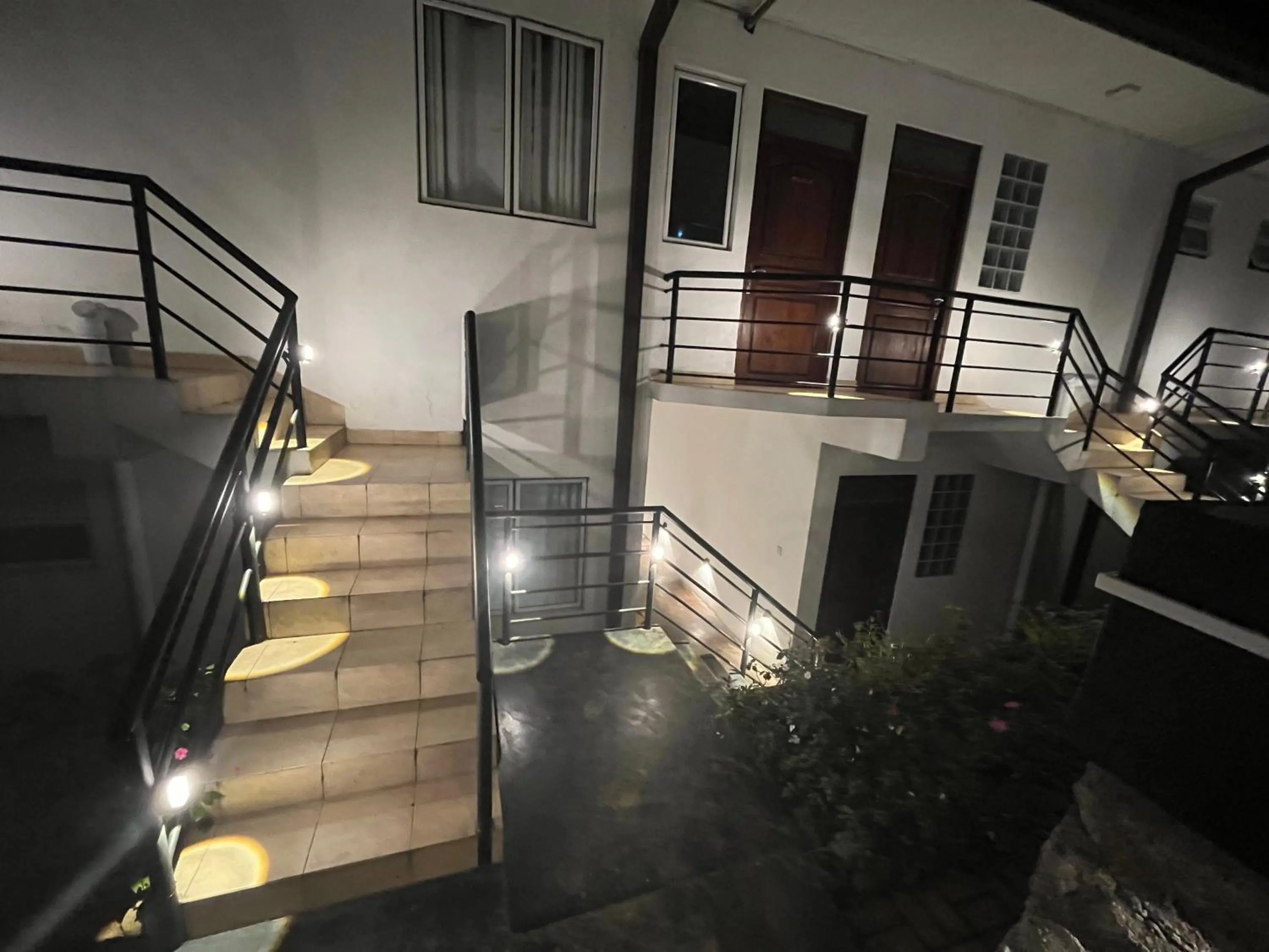 Singing hills hotel