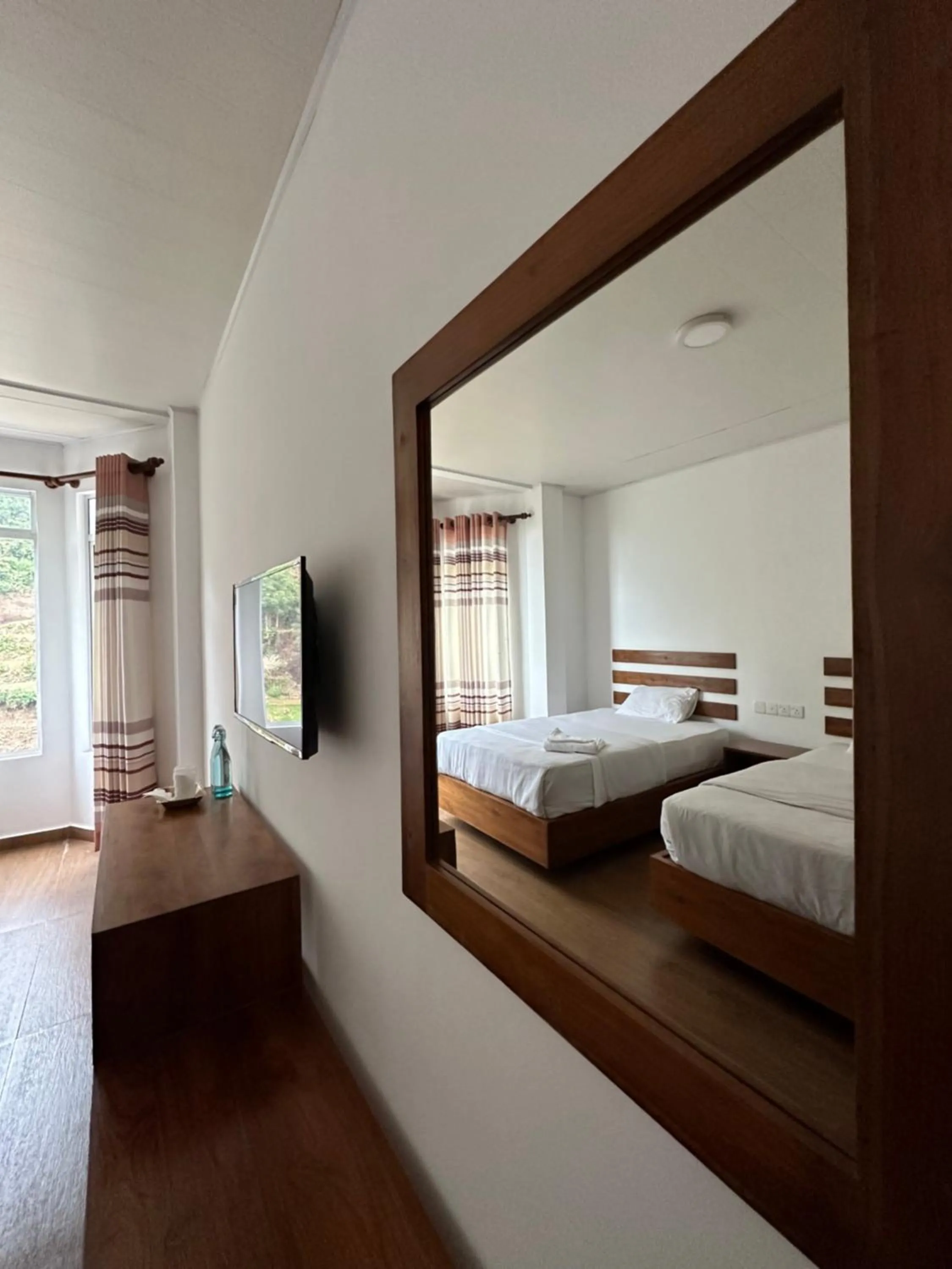 Bed in Singing hills hotel