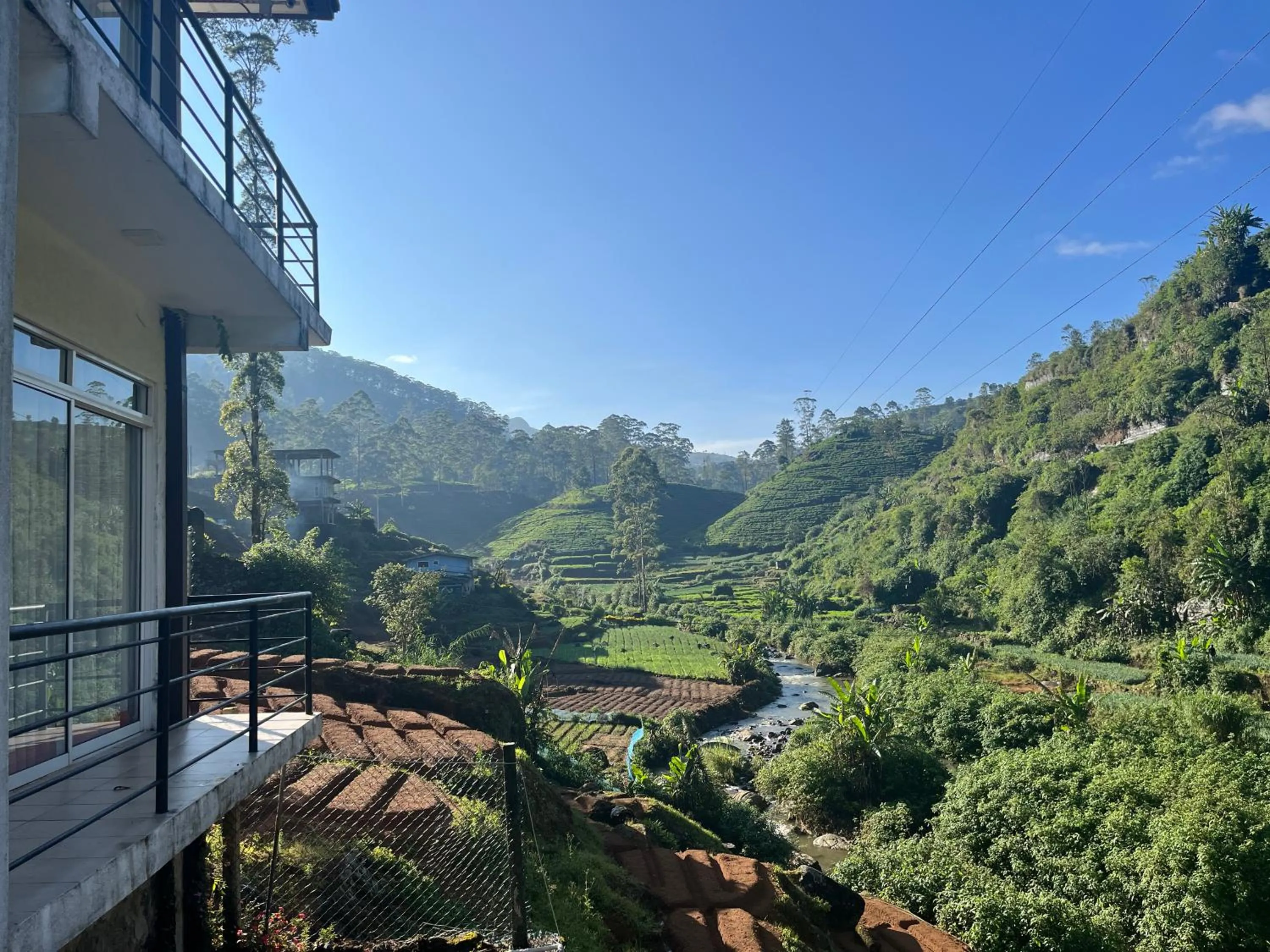 Singing hills hotel