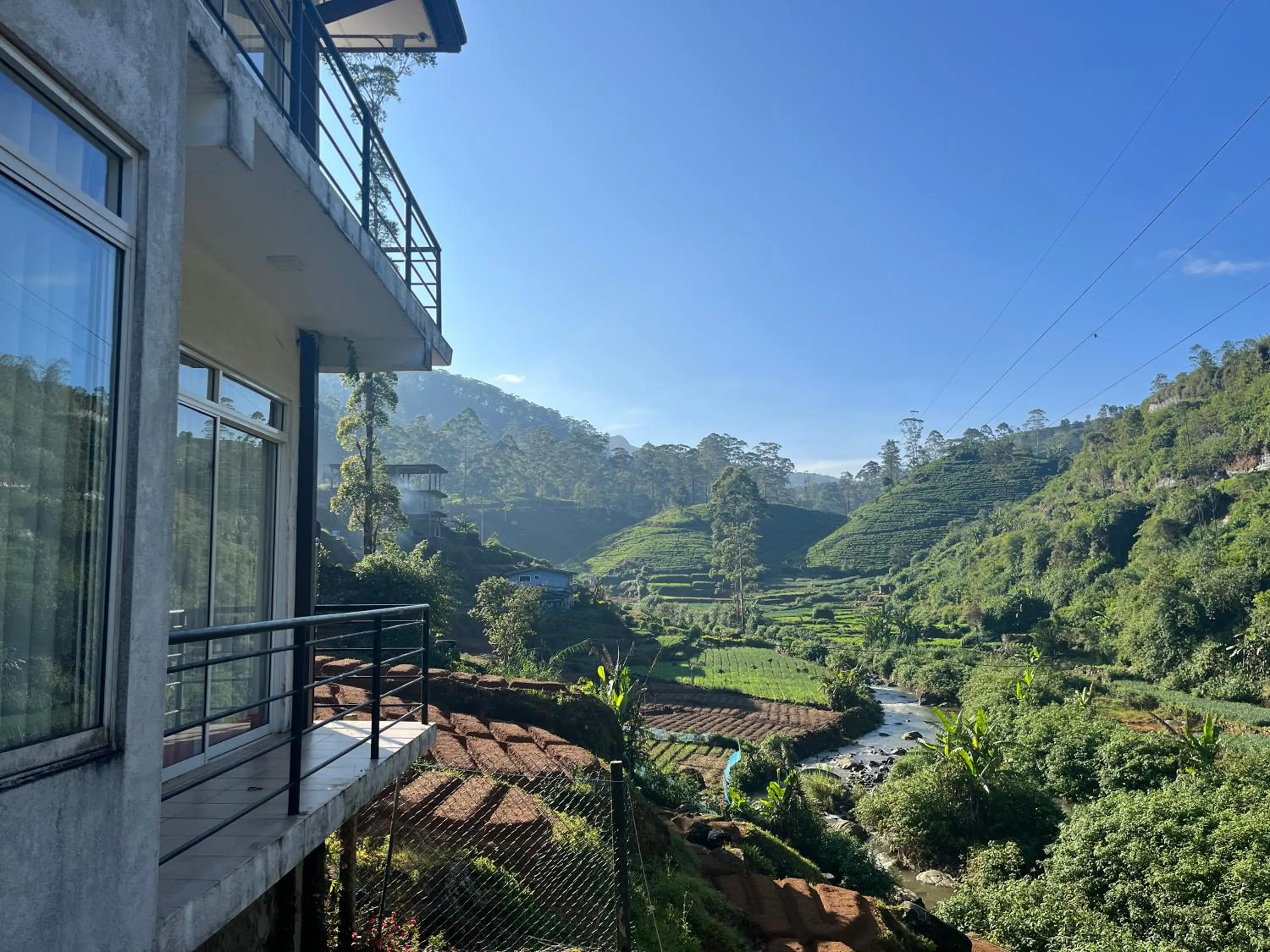 Singing hills hotel