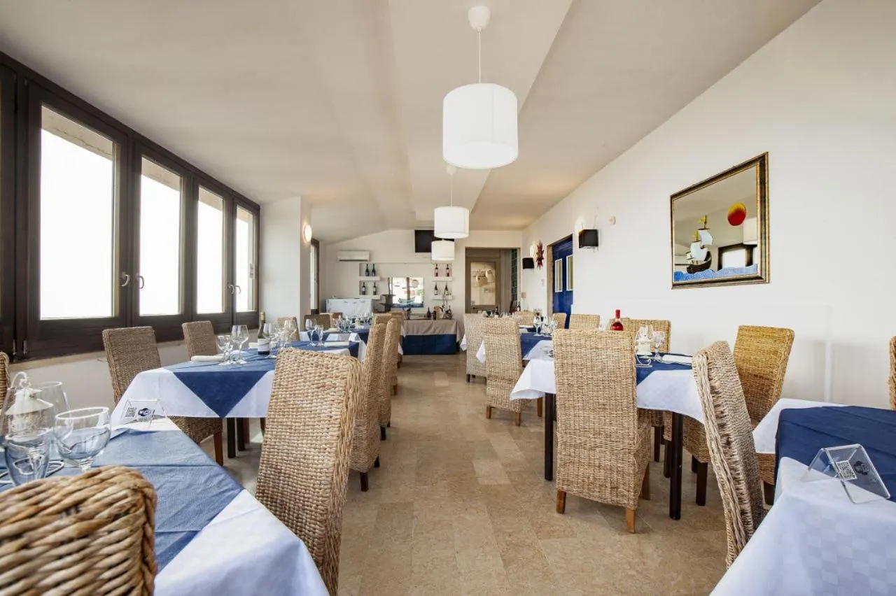 Restaurant/places to eat in Hotel Piccolo Mondo