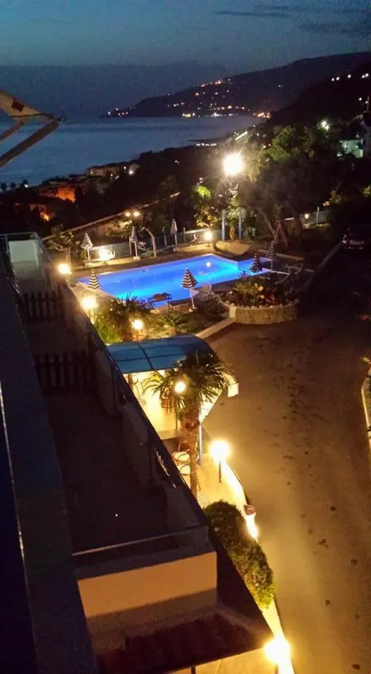 Garden view in Hotel Piccolo Mondo