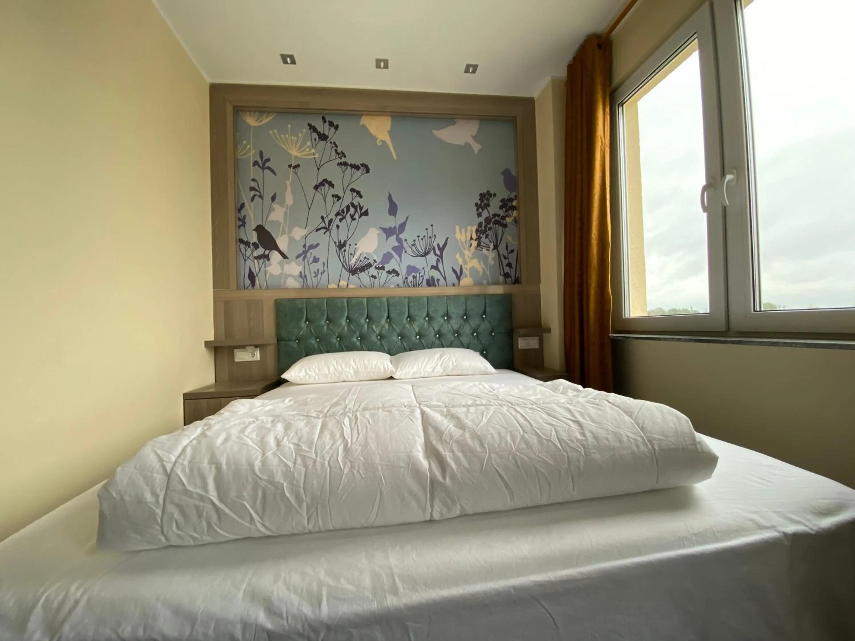 Photo of the whole room, Bed in Hotel Grand Inn