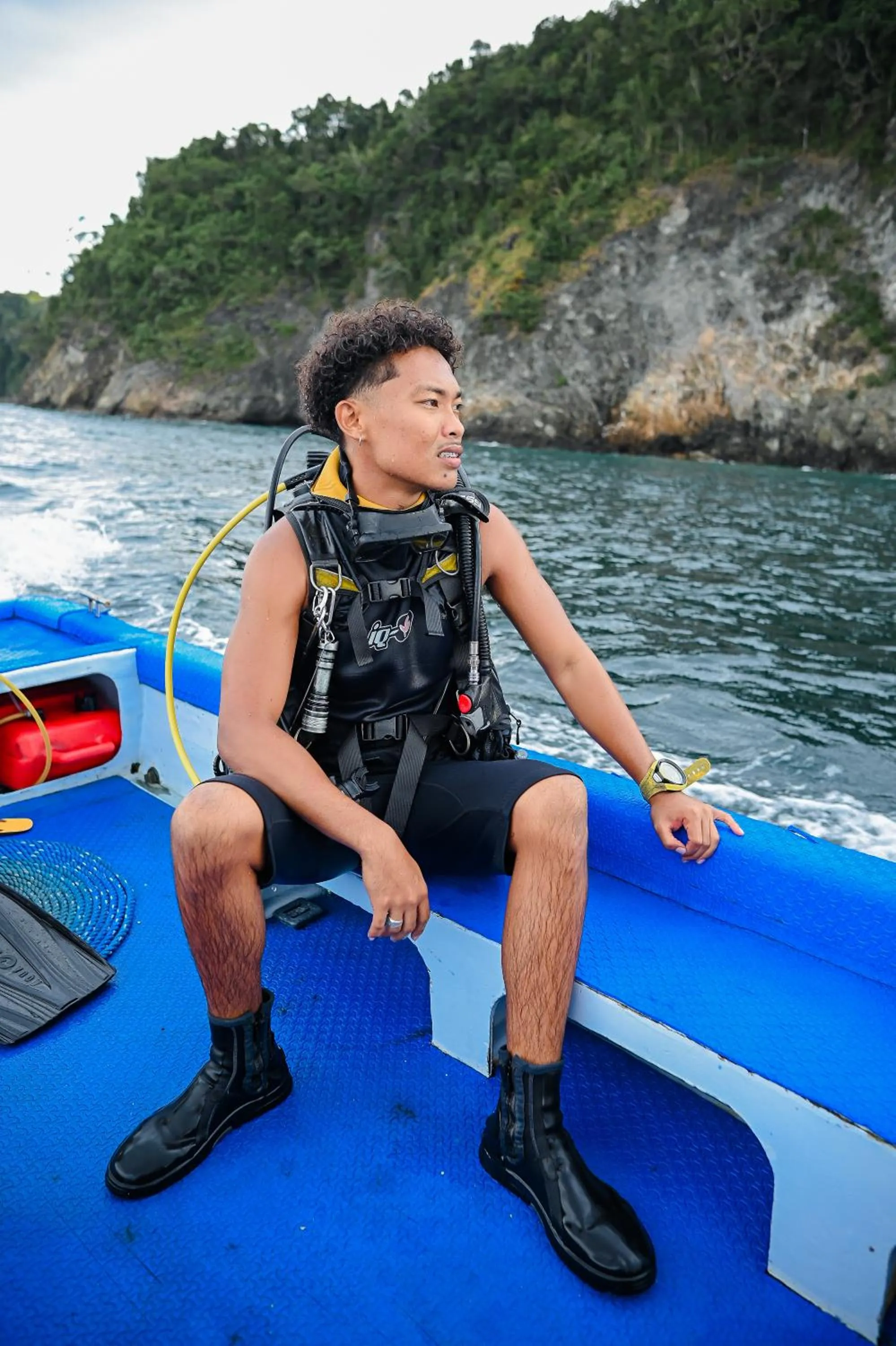 People in Garden of Eden Dive Resort