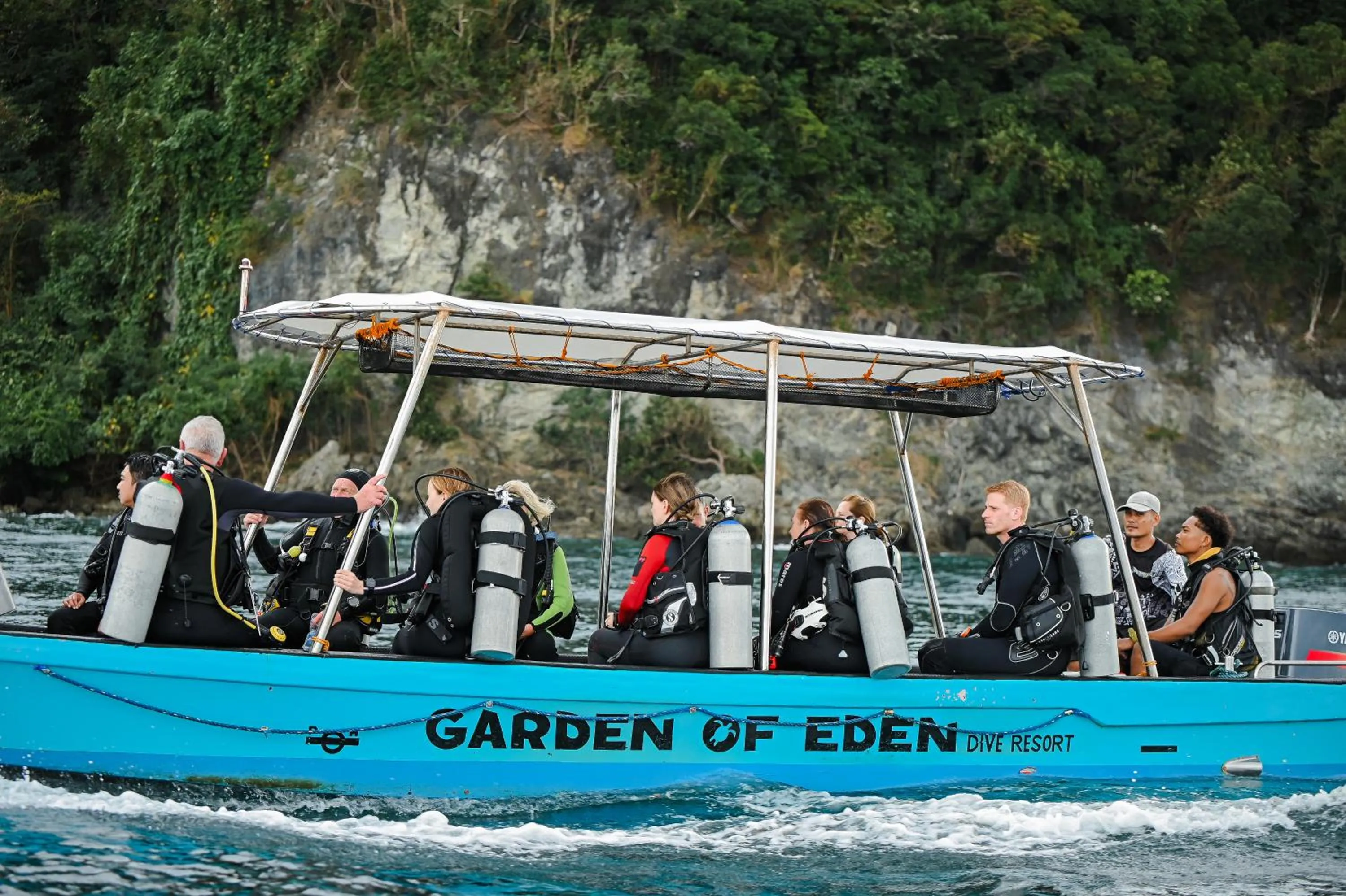 Activities in Garden of Eden Dive Resort