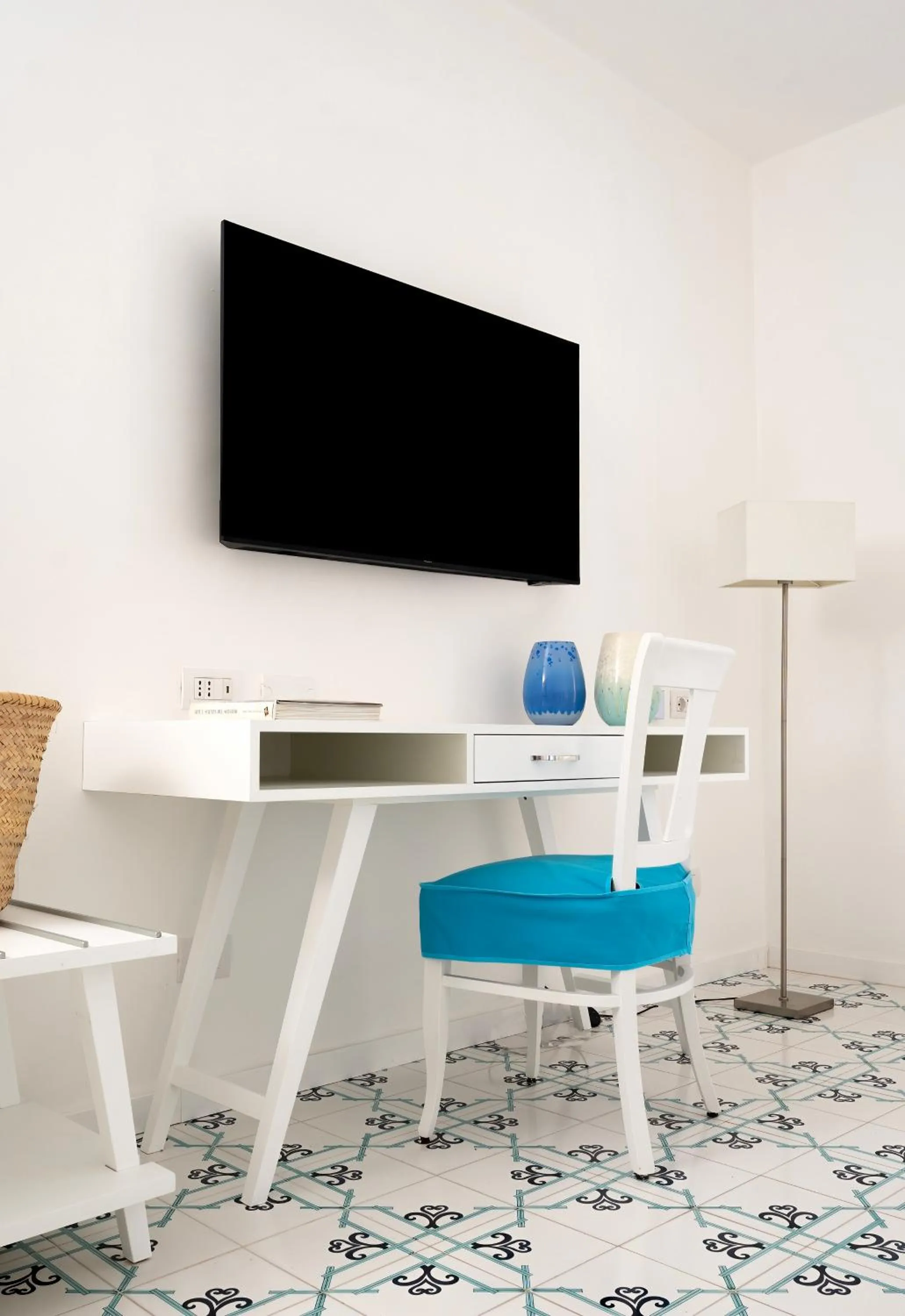 Bedroom in Grand Hotel Vesuvio